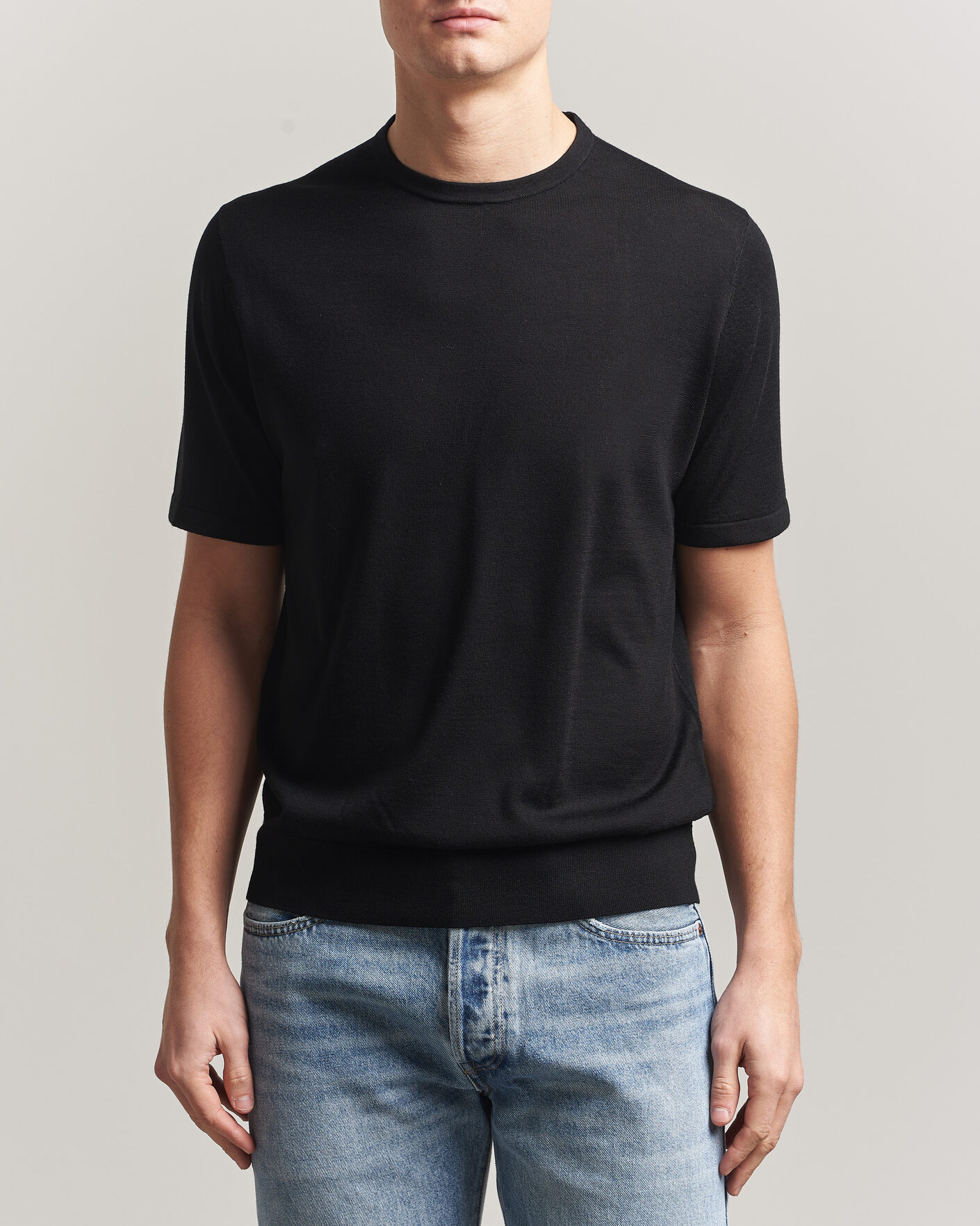 Herre | T-Shirts | Tiger of Sweden | Connor Knitted Crew Neck T-Shirt Black