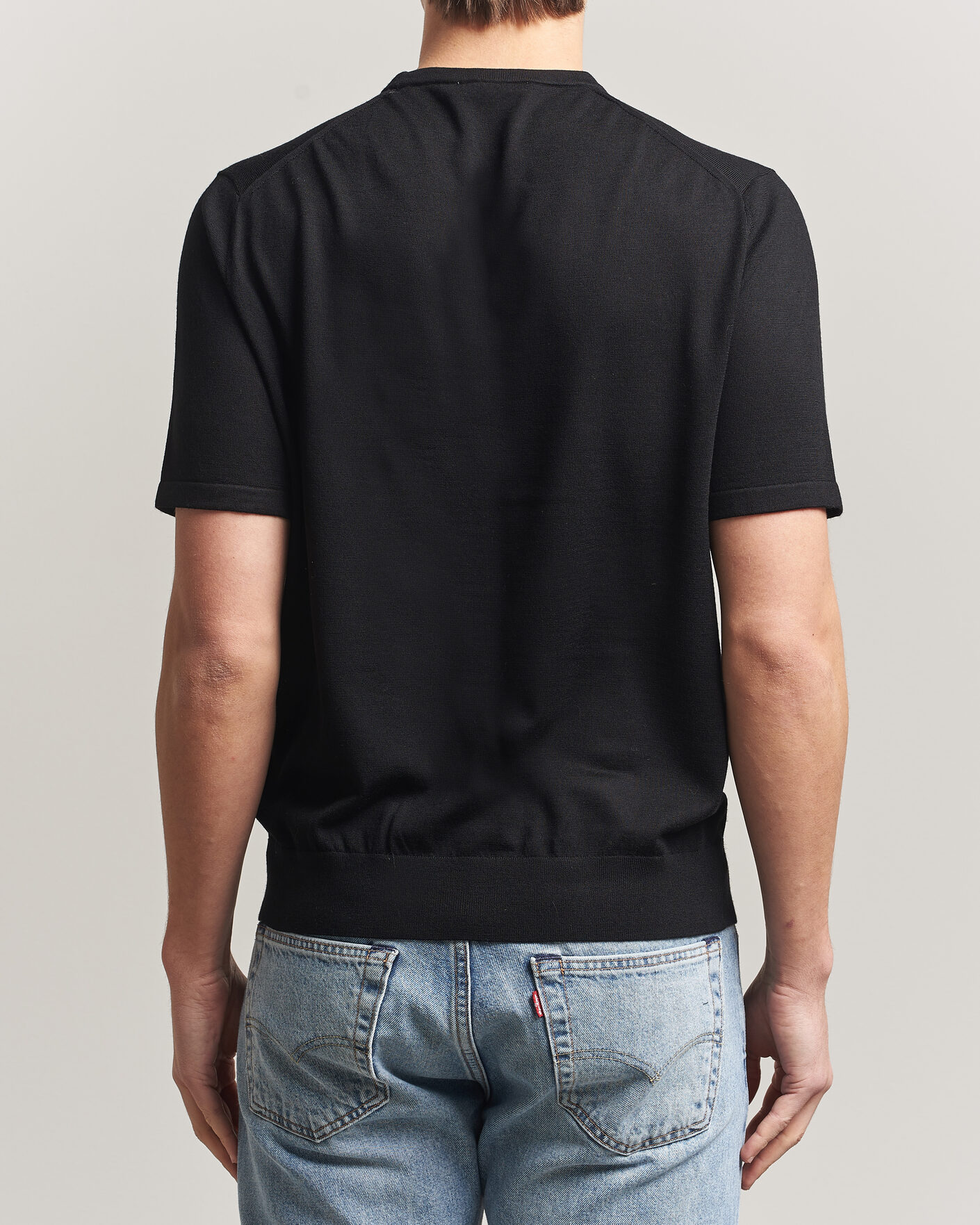 Herre | T-Shirts | Tiger of Sweden | Connor Knitted Crew Neck T-Shirt Black