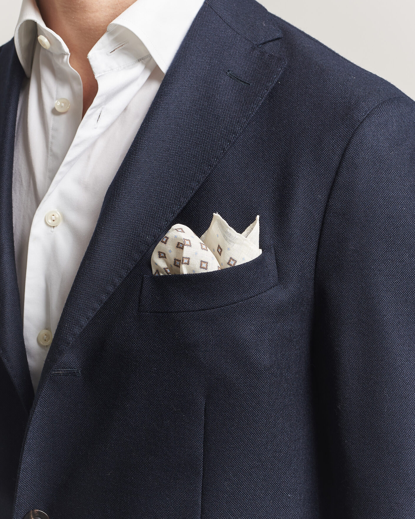 Herre | Lommetørklær | Amanda Christensen | Linen Medallion Pocket Square Cream