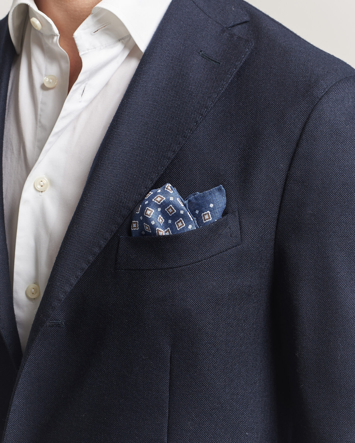 Herre | Lommetørklær | Amanda Christensen | Linen Medallion Pocket Square Navy