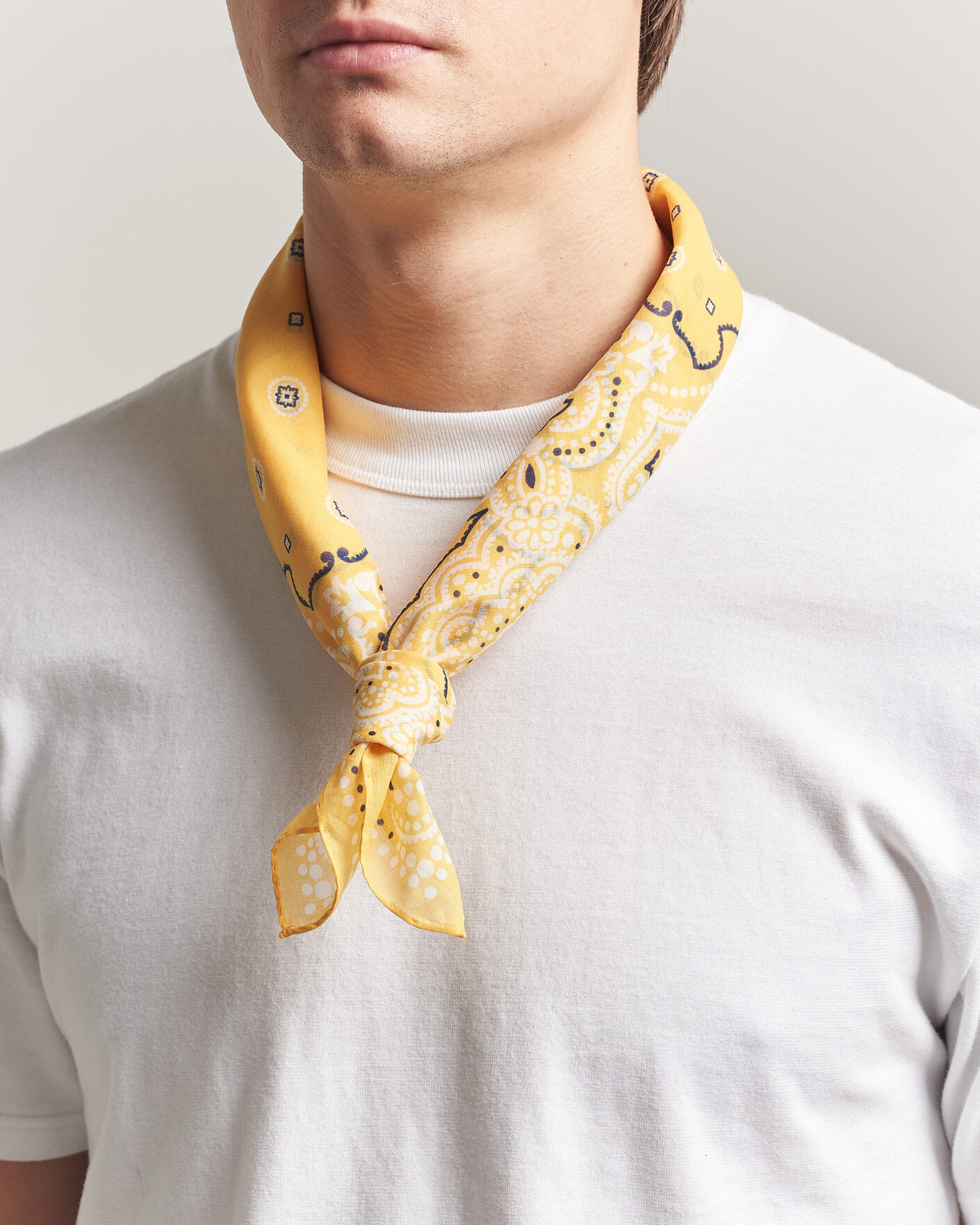 Herre | Scarves | Amanda Christensen | Cotton Voilé Medallion Bandana Yellow