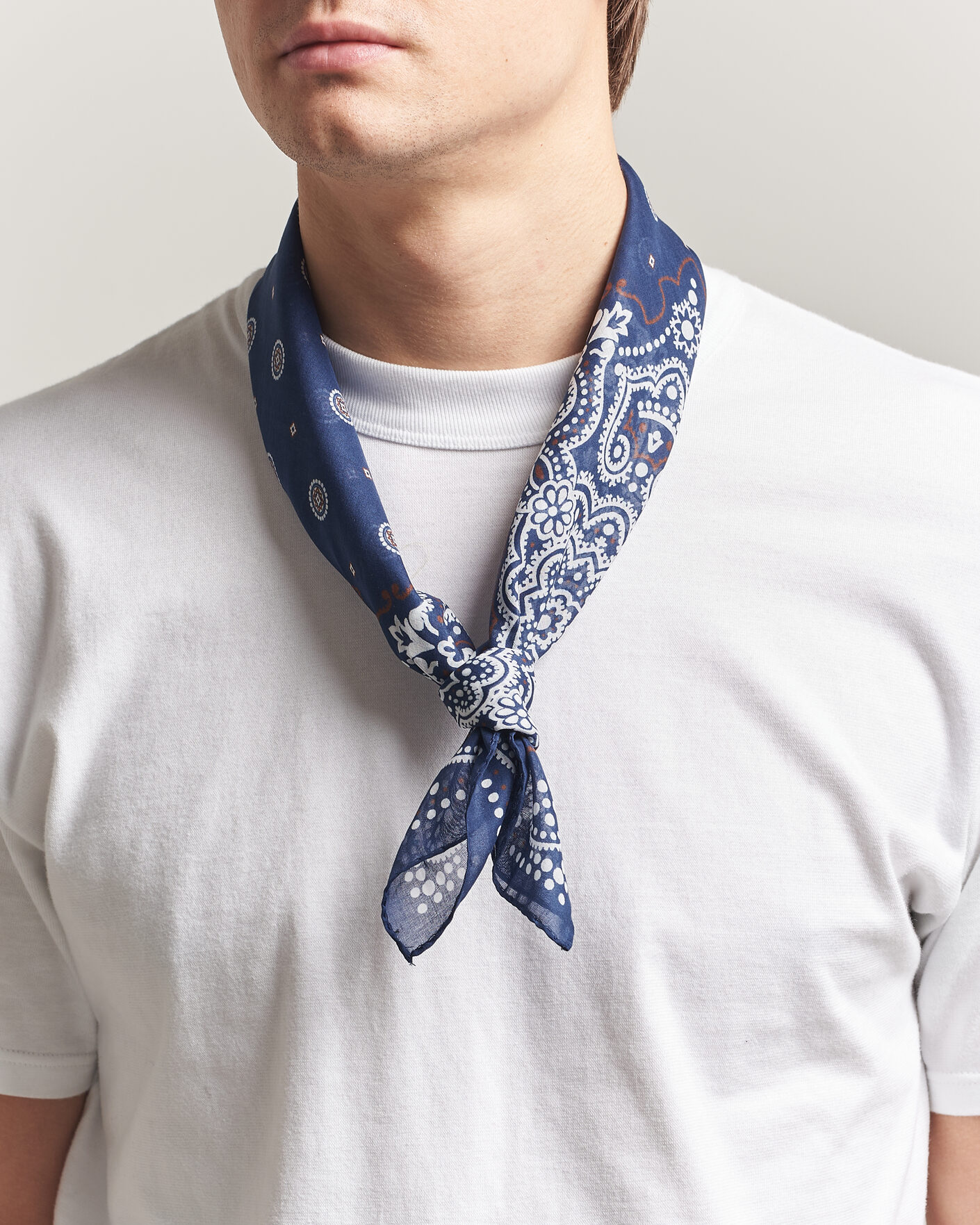 Herre | Scarves | Amanda Christensen | Cotton Voilé Medallion Bandana Navy