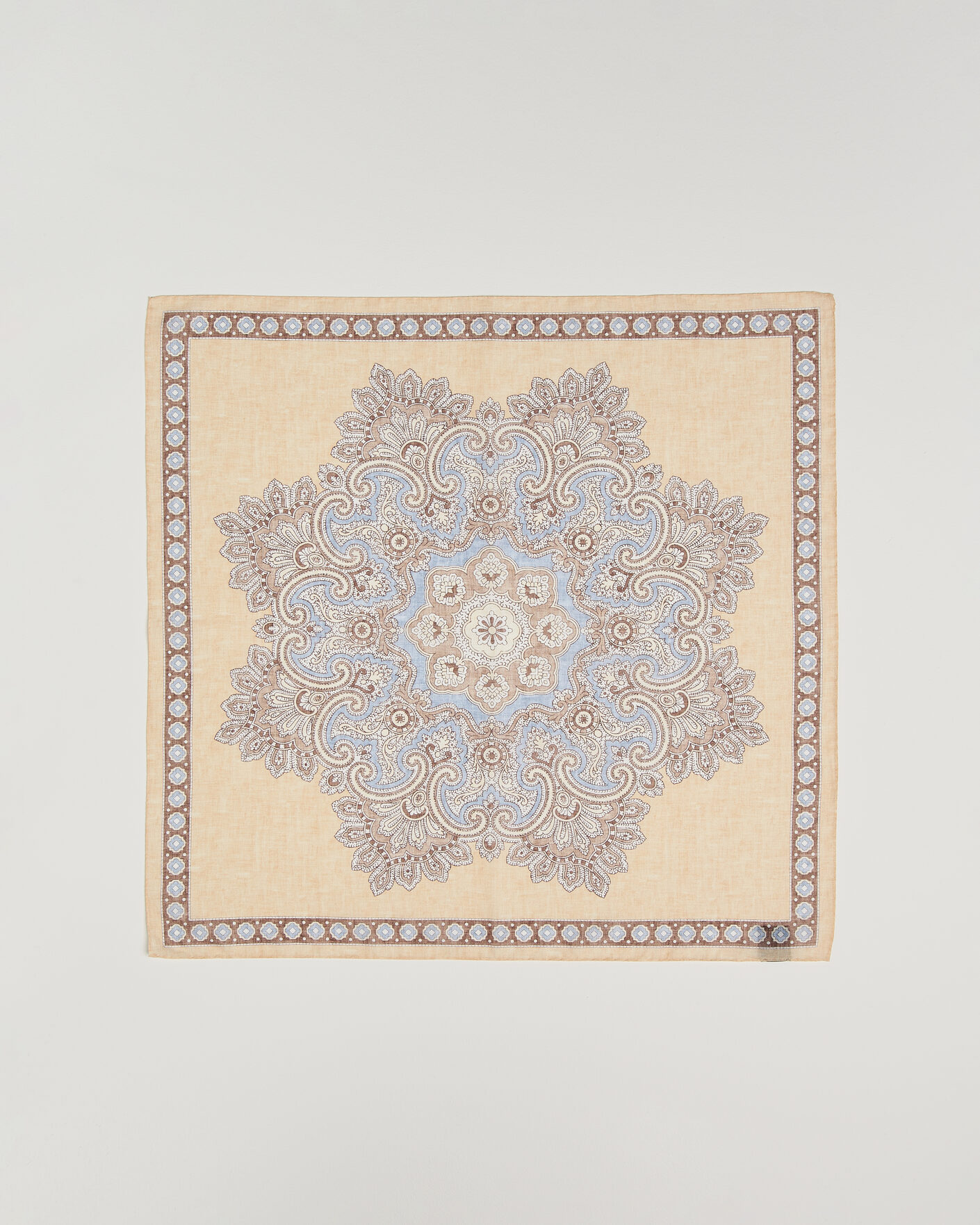 Herre | Scarves | Amanda Christensen | Cotton Voilé Large Paisley Bandana Yellow