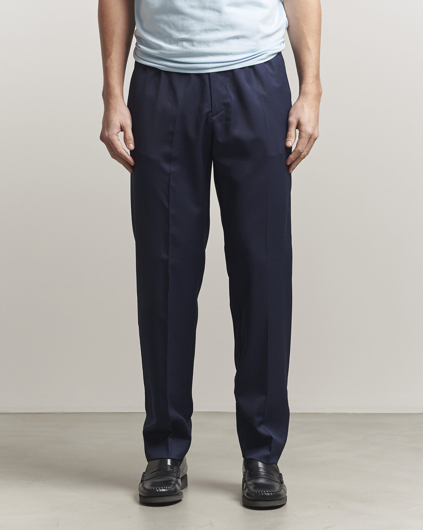 Herre | Bukser | Filippa K | Theo Relaxed Wool Trousers Ink Navy