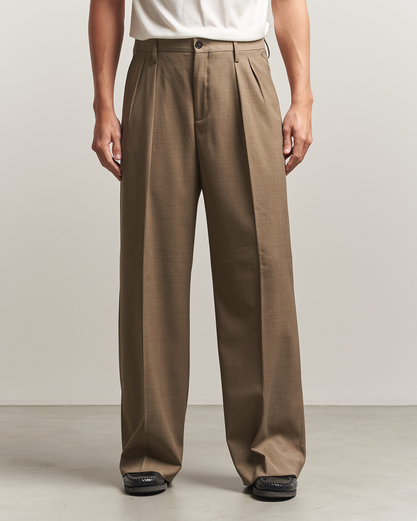 Herre | Bukser | Filippa K | Milo Wide Wool Trousers Light Driftwood