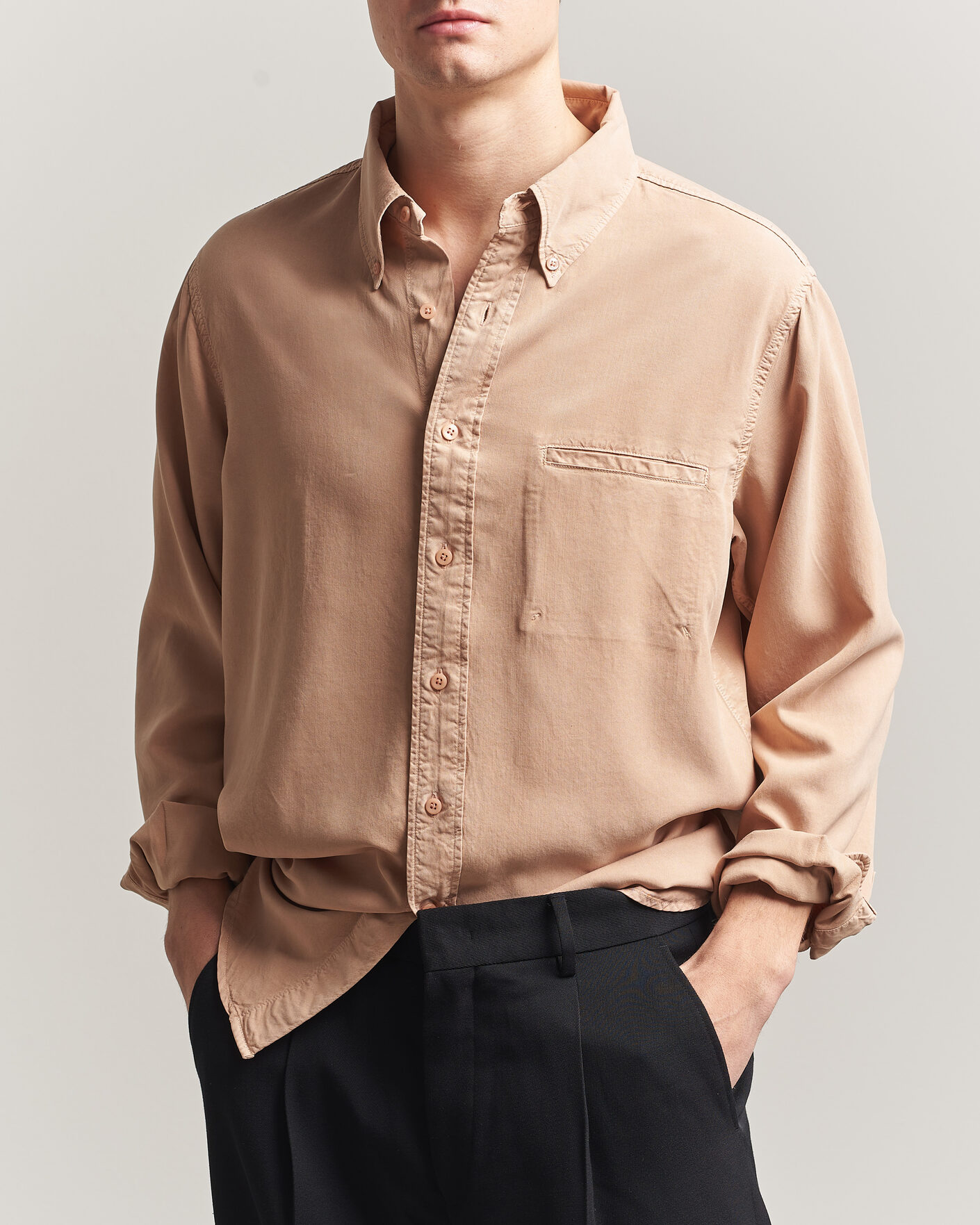 Herre | Skjorter | Filippa K | Zack Lyocell Shirt Beige