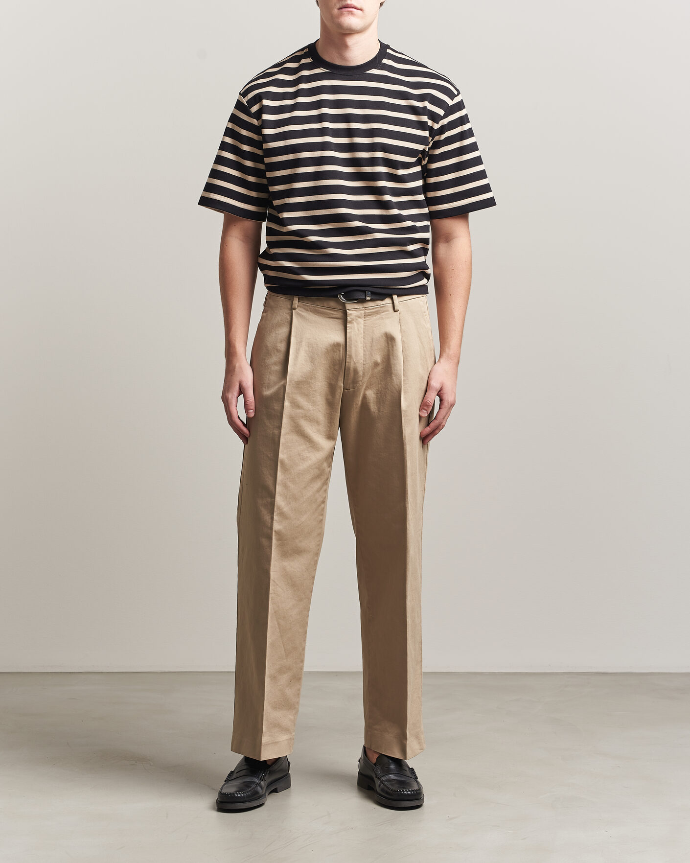 Herre | T-Shirts | Filippa K | Striped Crew Neck T-Shirt Black/Pearl