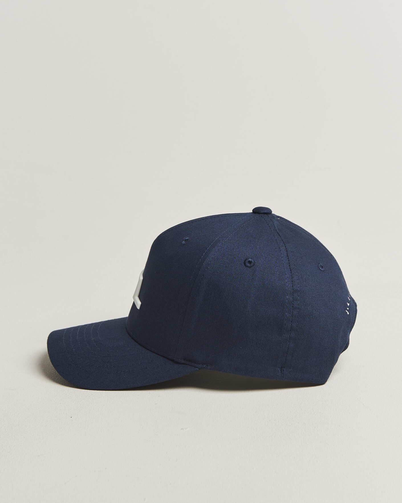 Herre | Hatter og capser | J.Lindeberg | Heath Cap JL Navy