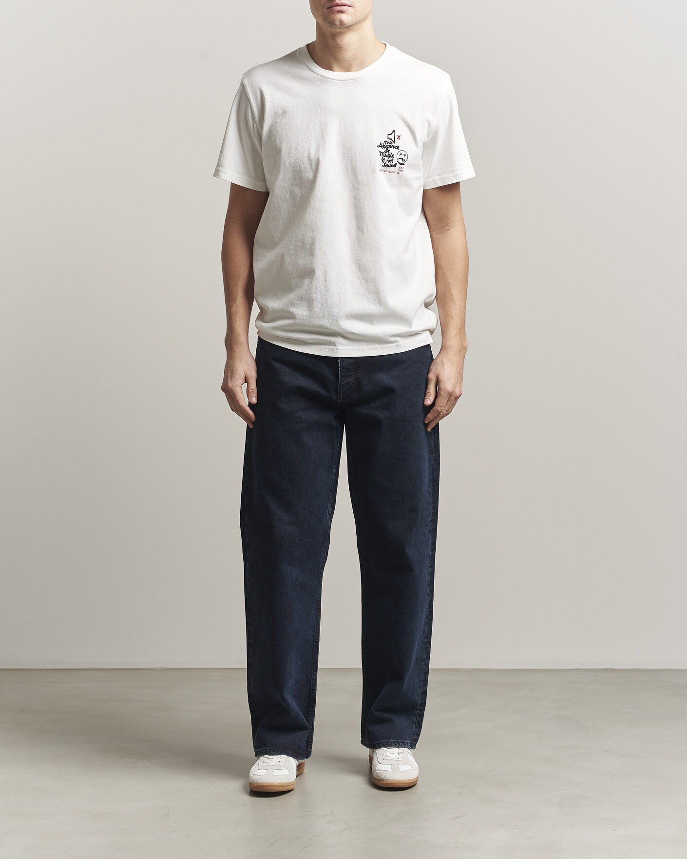Herre | T-Shirts | Nudie Jeans | Roy Printed T-Shirt Chalk White