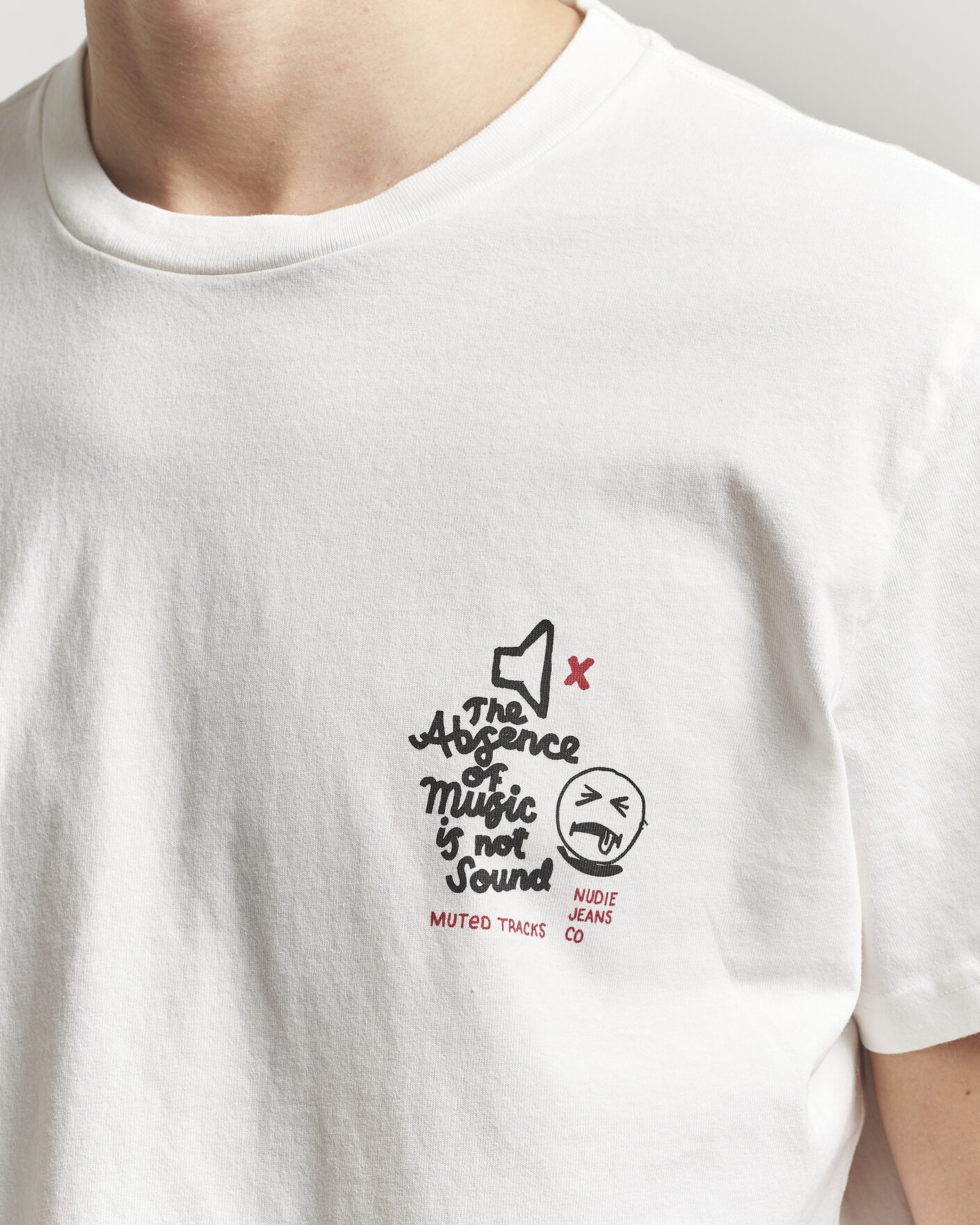 Herre | T-Shirts | Nudie Jeans | Roy Printed T-Shirt Chalk White