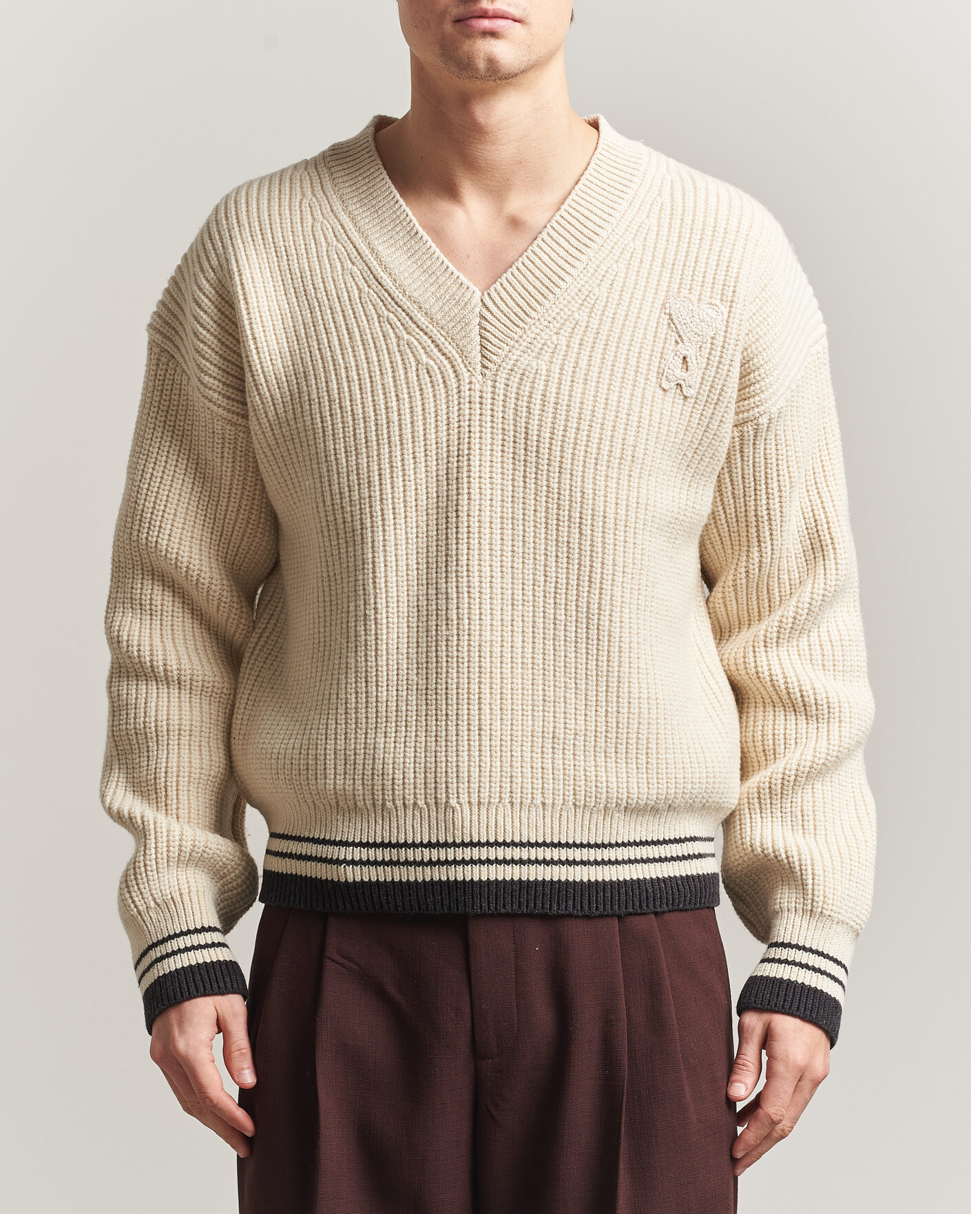 Herre | Gensere | AMI | Wool/Cotton Ribbed V-Neck Creme