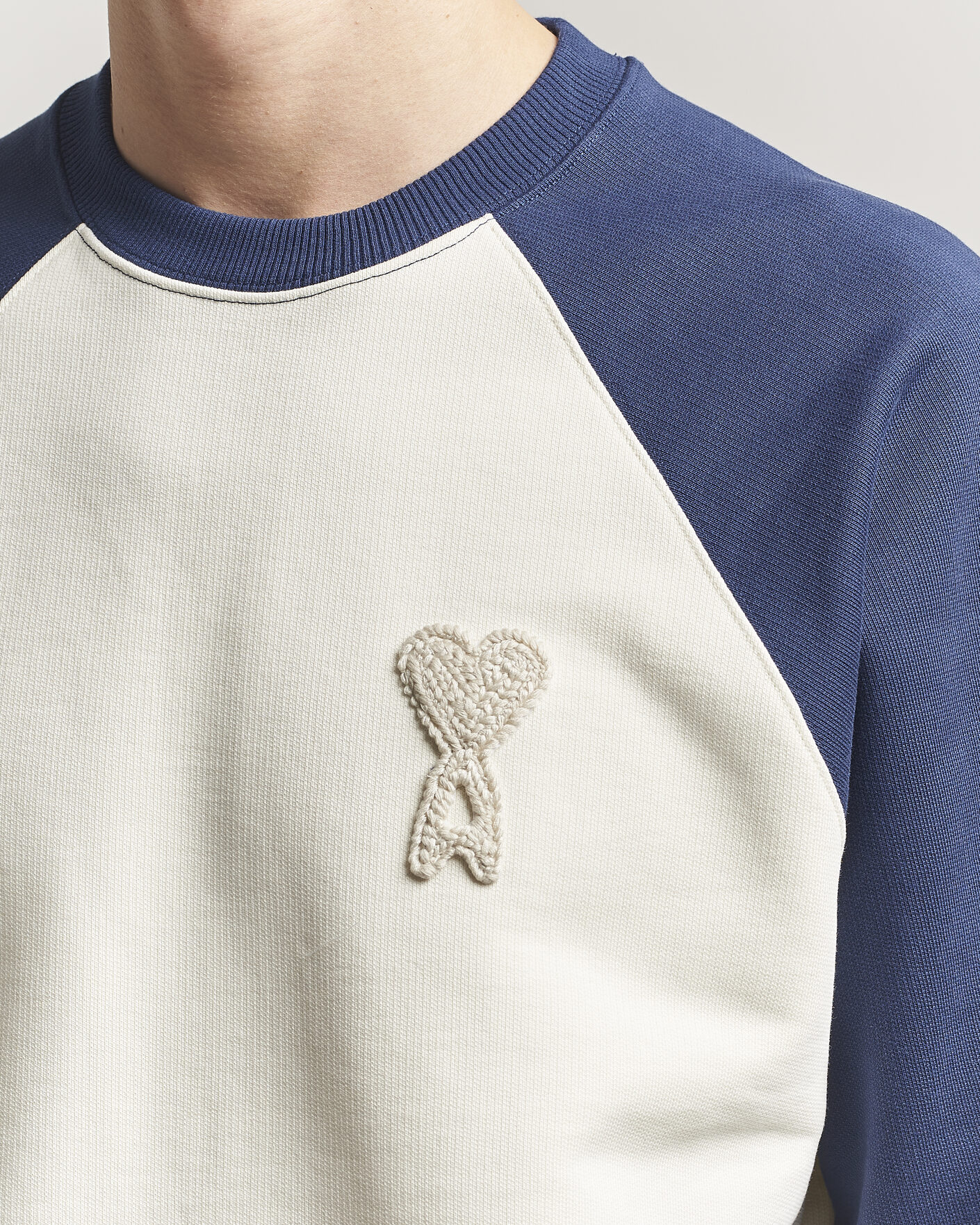 Herre | Gensere | AMI | Knitted Heart Logo Sweatshirt Creme/Navy