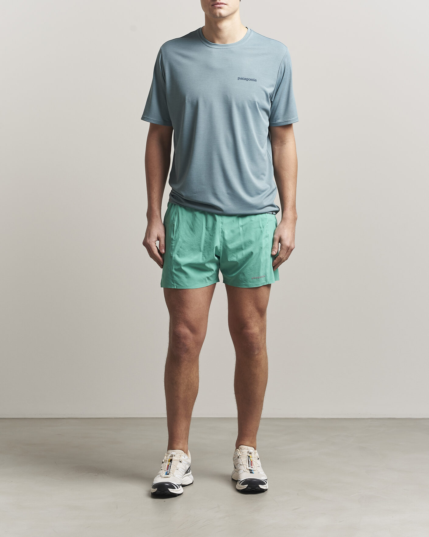 Herre | T-Shirts | Patagonia | Cap Cool Daily Logo T-Shirt Blue Sage