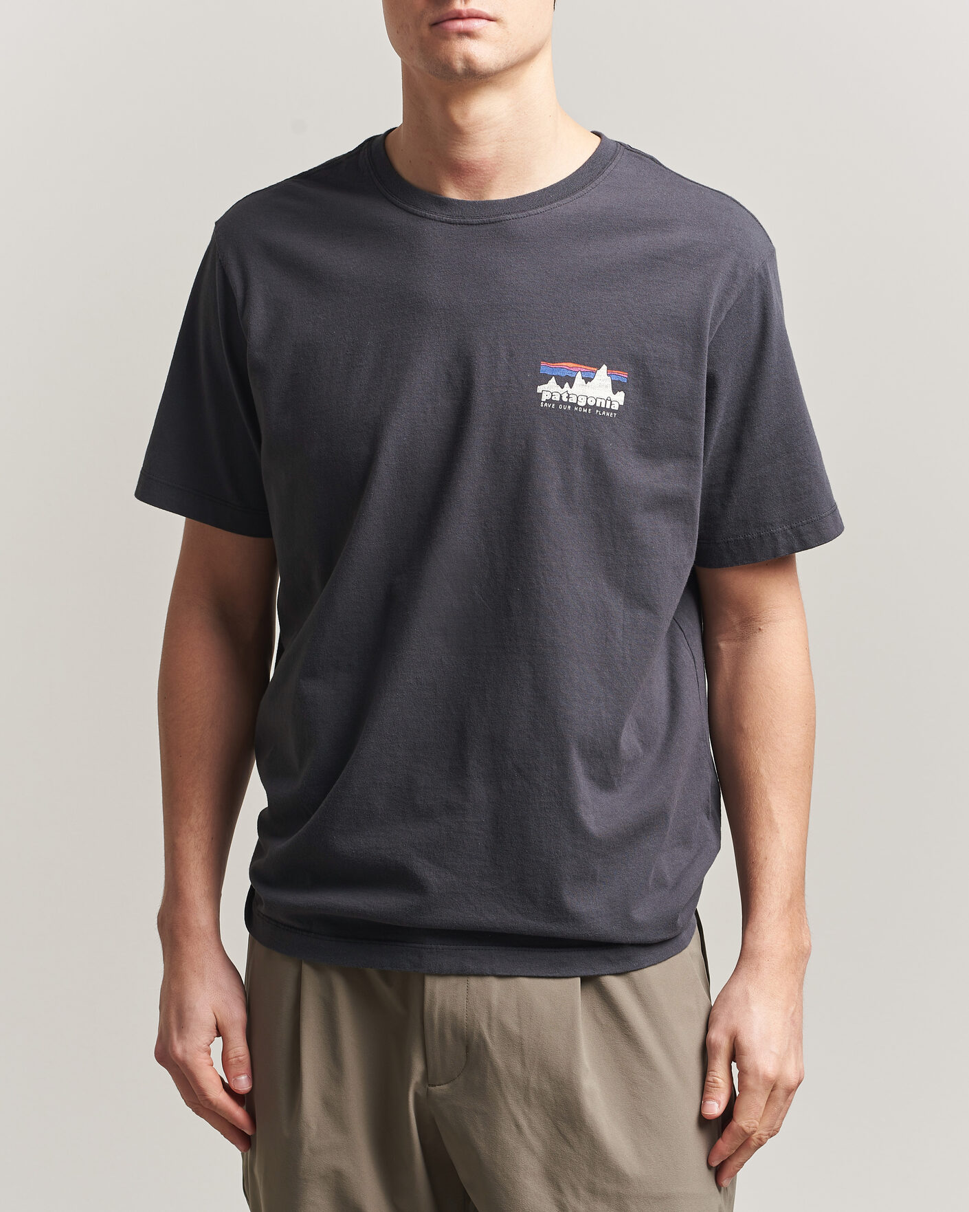 Herre | T-Shirts | Patagonia | 73 Skyline Logo T-Shirt Ink Black