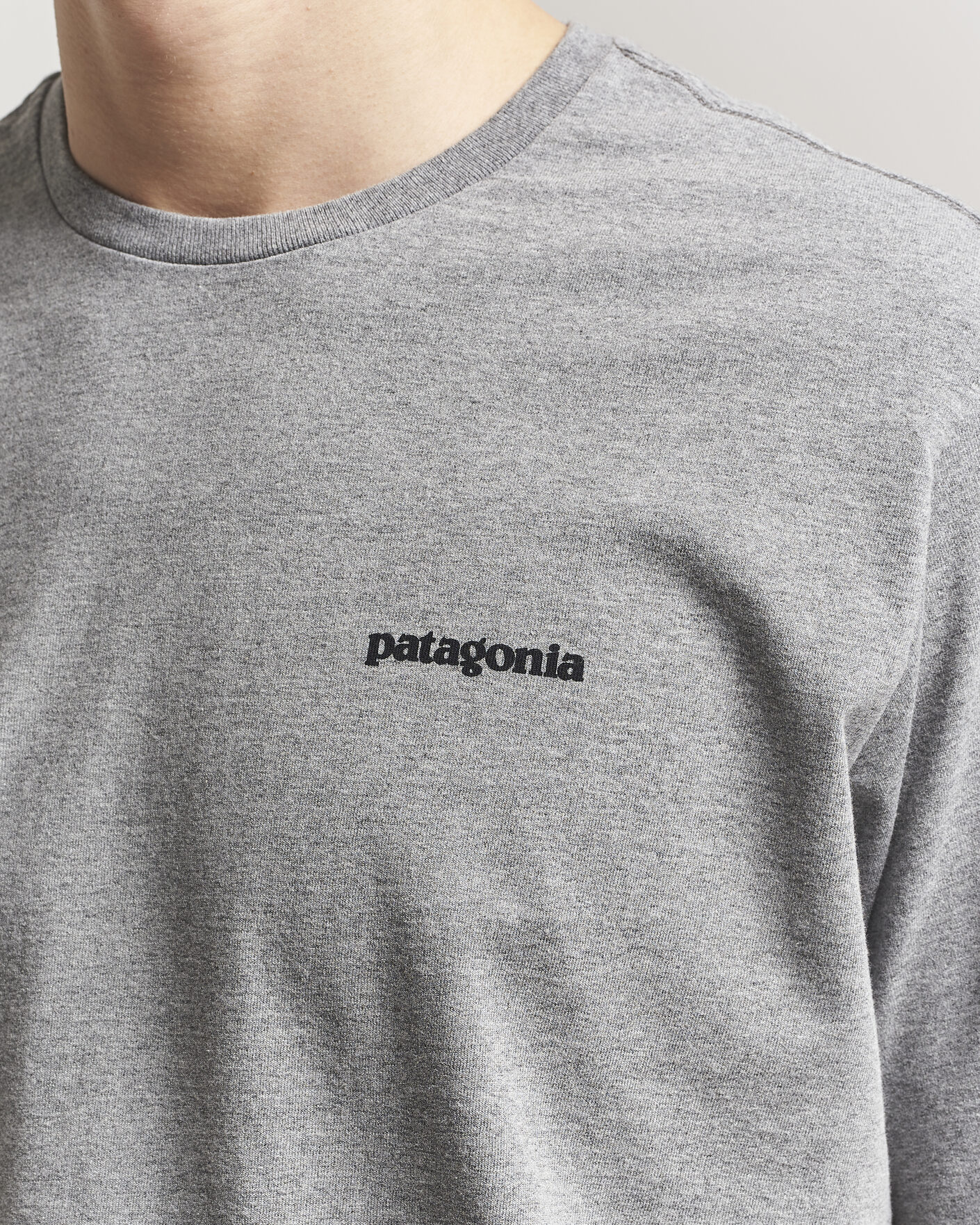 Herre | T-Shirts | Patagonia | P-6 Logo T-Shirt Gravel Heather