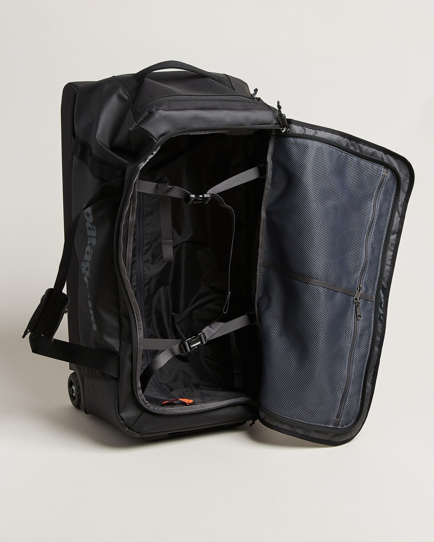 Herre | Vesker | Patagonia | Black Hole Wheeled Duffel 70L Black