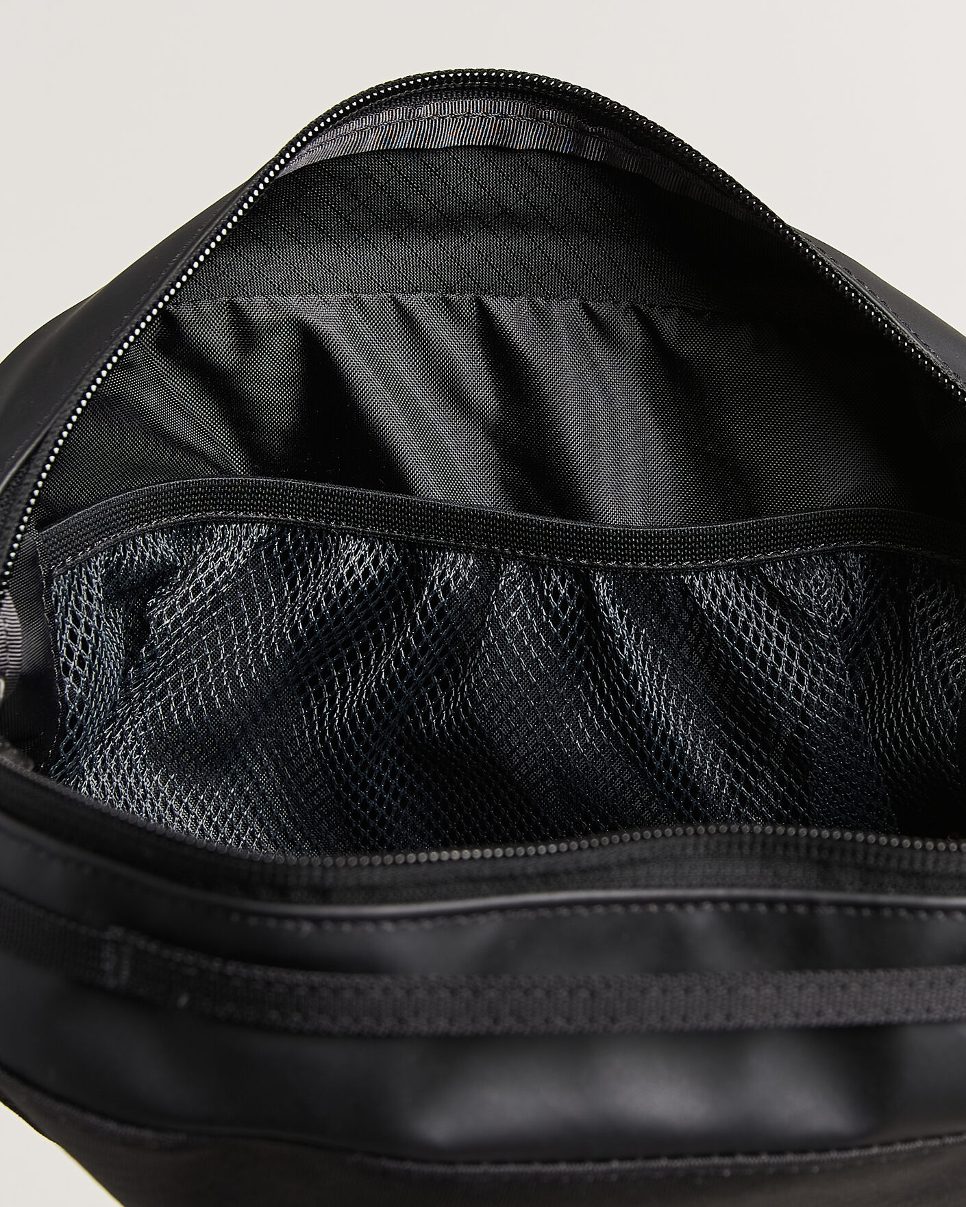 Herre | Vesker | Patagonia | Black Hole Cube 3L Black