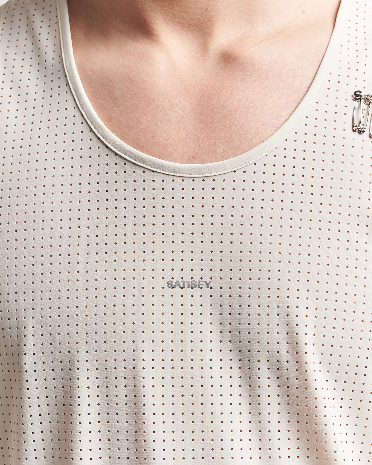 Herre | T-Shirts | Satisfy | Space-O Singlet Chalk
