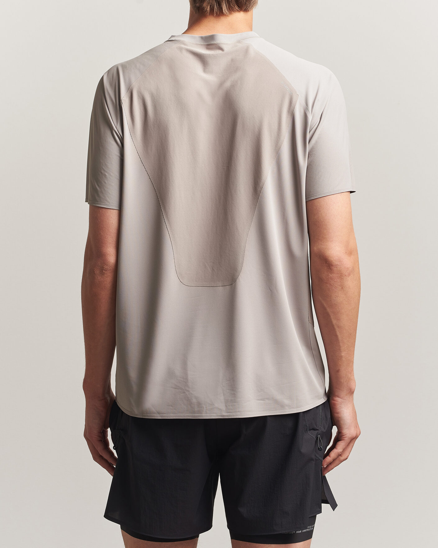 Herre | T-Shirts | Satisfy | AuraLite UV T-Shirt Moon Rock