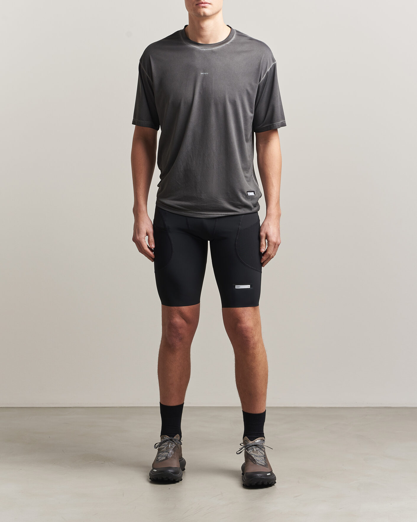 Herre | Shorts | Satisfy | TechSilk Evo 9 Half Tight Black