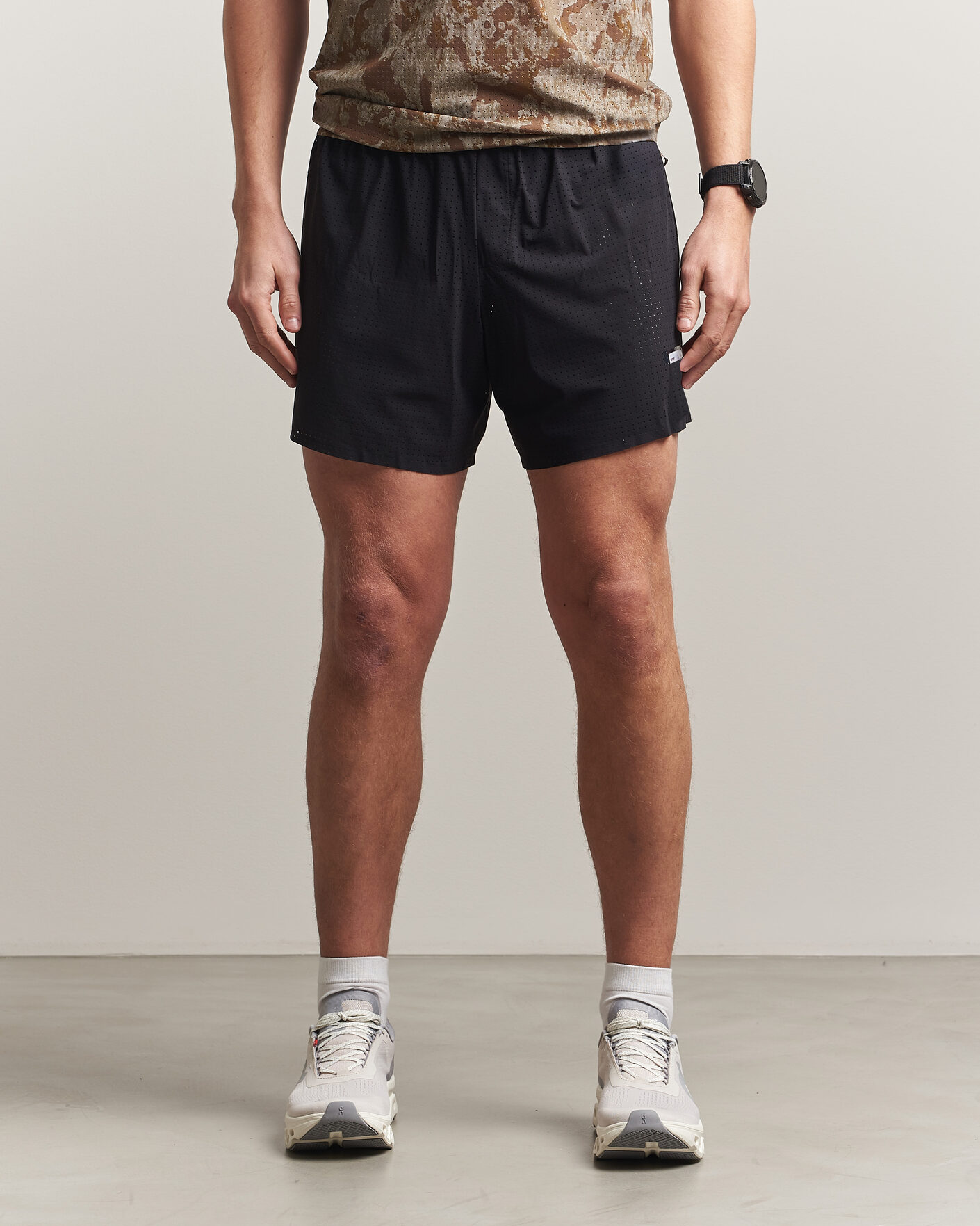 Herre | Shorts | Satisfy | Space-O 5 Inch Shorts Black