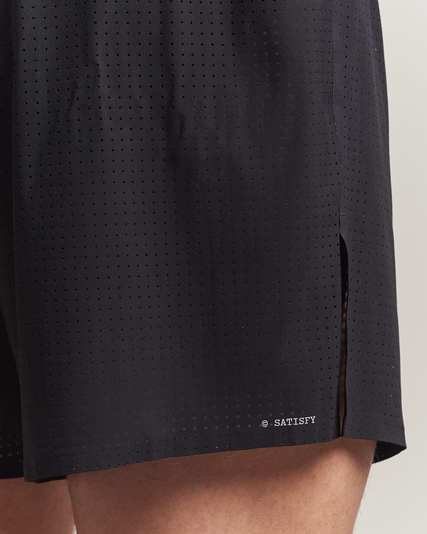 Herre | Shorts | Satisfy | Space-O 5 Inch Shorts Black