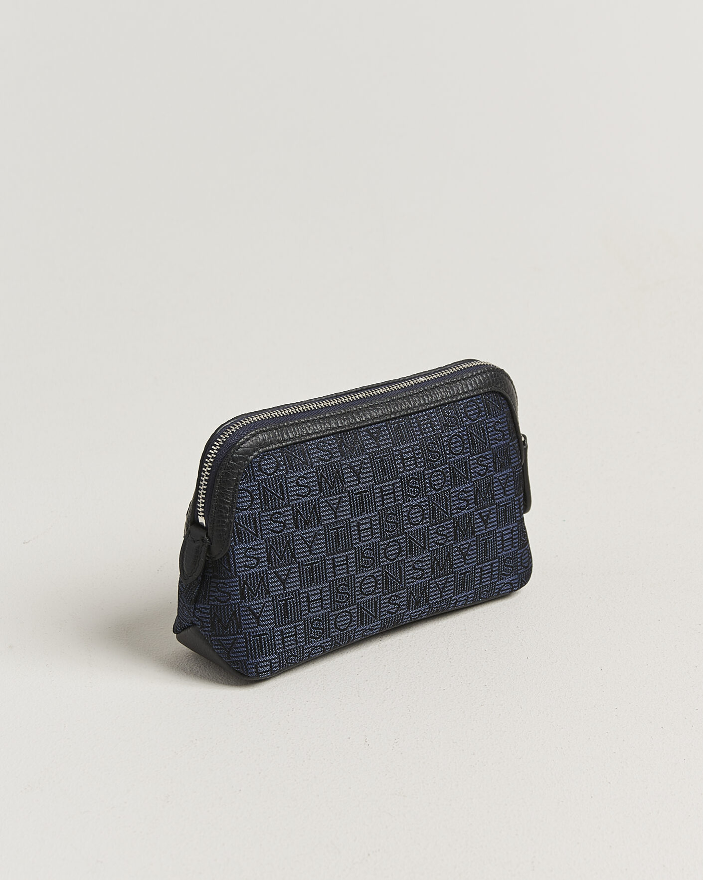 Herre | Vesker | Smythson | Canvas Stamp Small Travel Pouch Navy