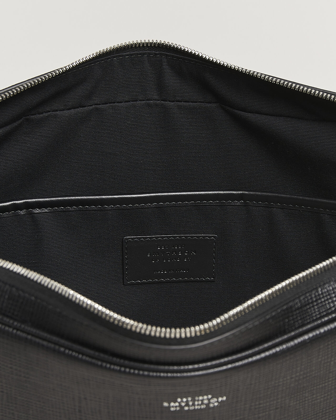 Herre | Vesker | Smythson | Panama Slim Messenger Bag Black