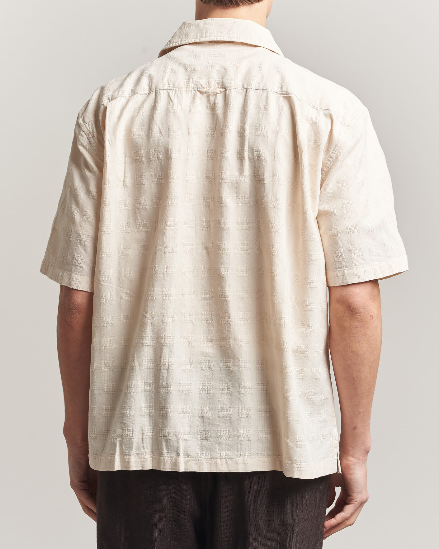 Herre | Skjorter | Gant | Relaxed Fit Textured Checked Camp Shirt Creamed White