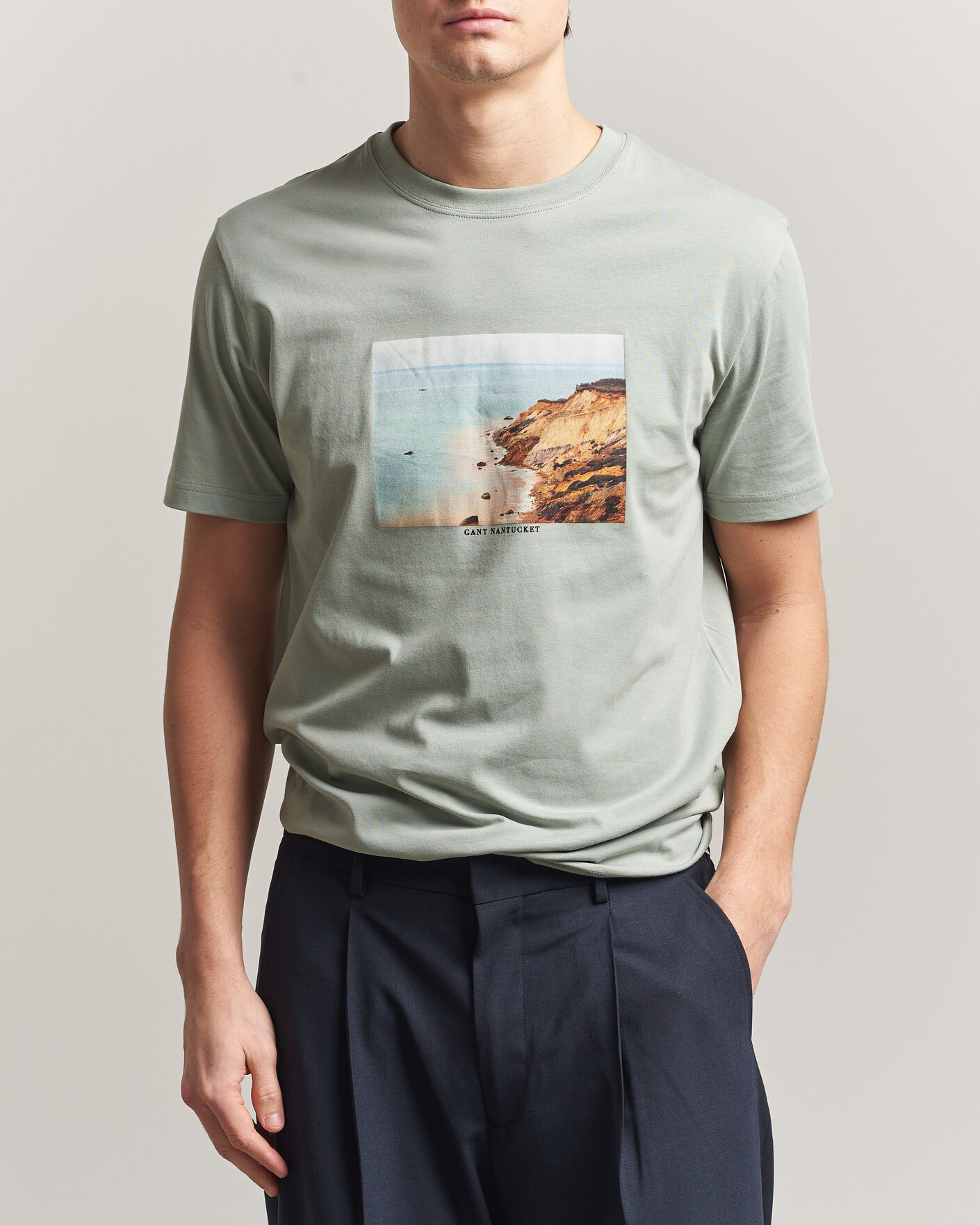 Herre | T-Shirts | GANT | Scenery Graphic Crew Neck T-Shirt Ceramic Grey