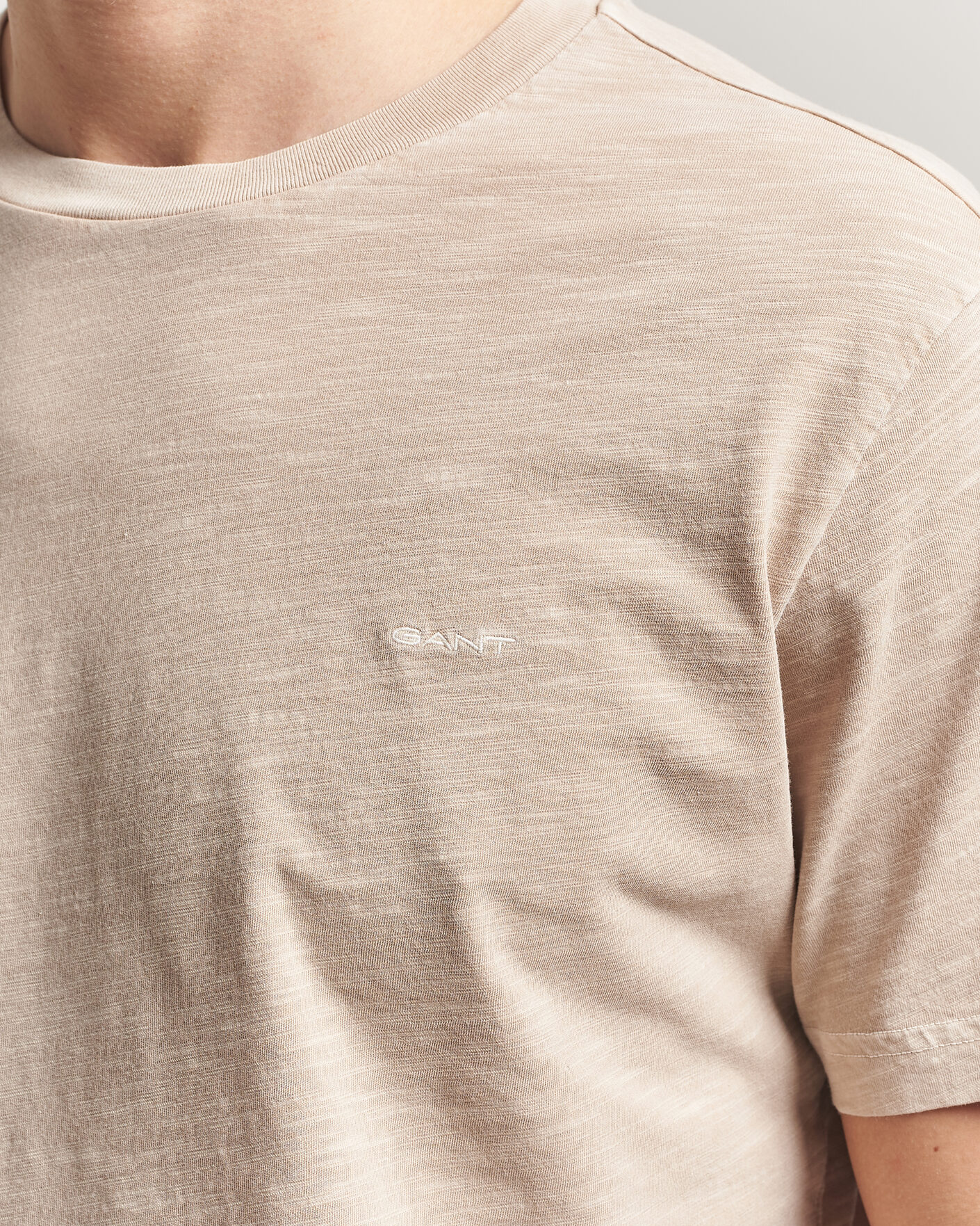 Herre | T-Shirts | GANT | Washed Slub T-Shirt Oat Beige