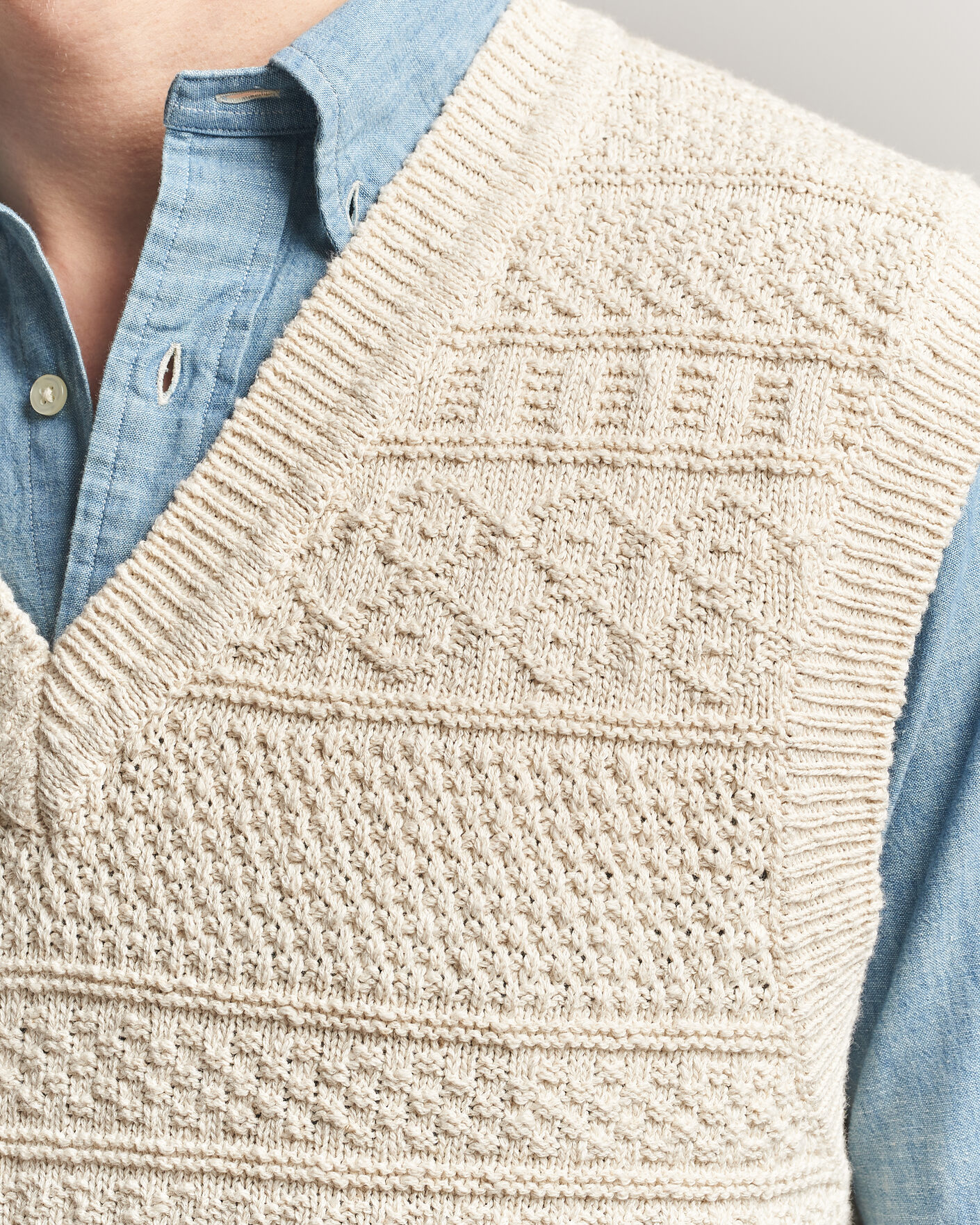 Herre | Gensere | Gant | Cotton/Linen Textured Vest Creamed White