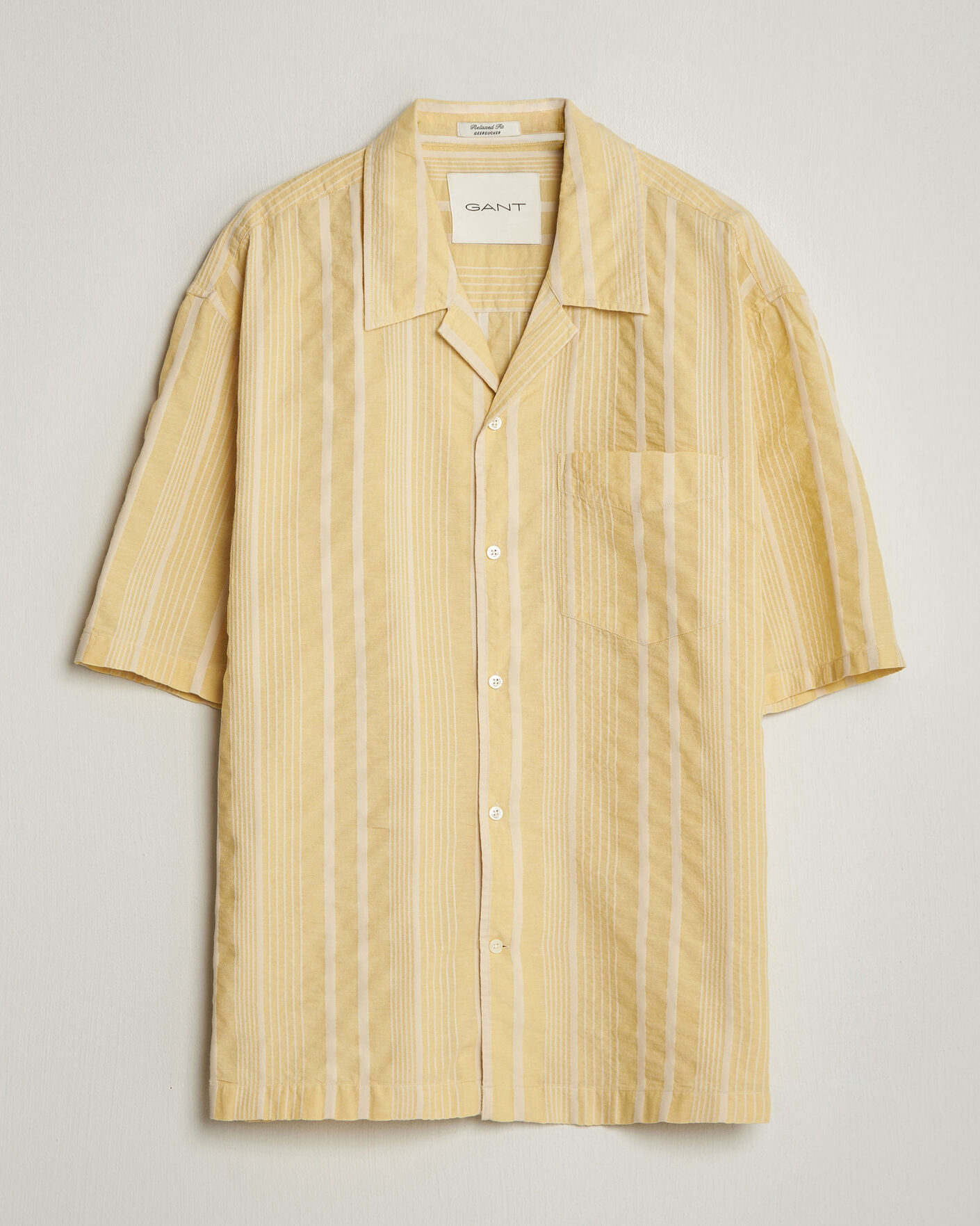 Herre | Skjorter | Gant | Relaxed Fit Seersucker Camp Collar Shirt Light Mustard Yellow