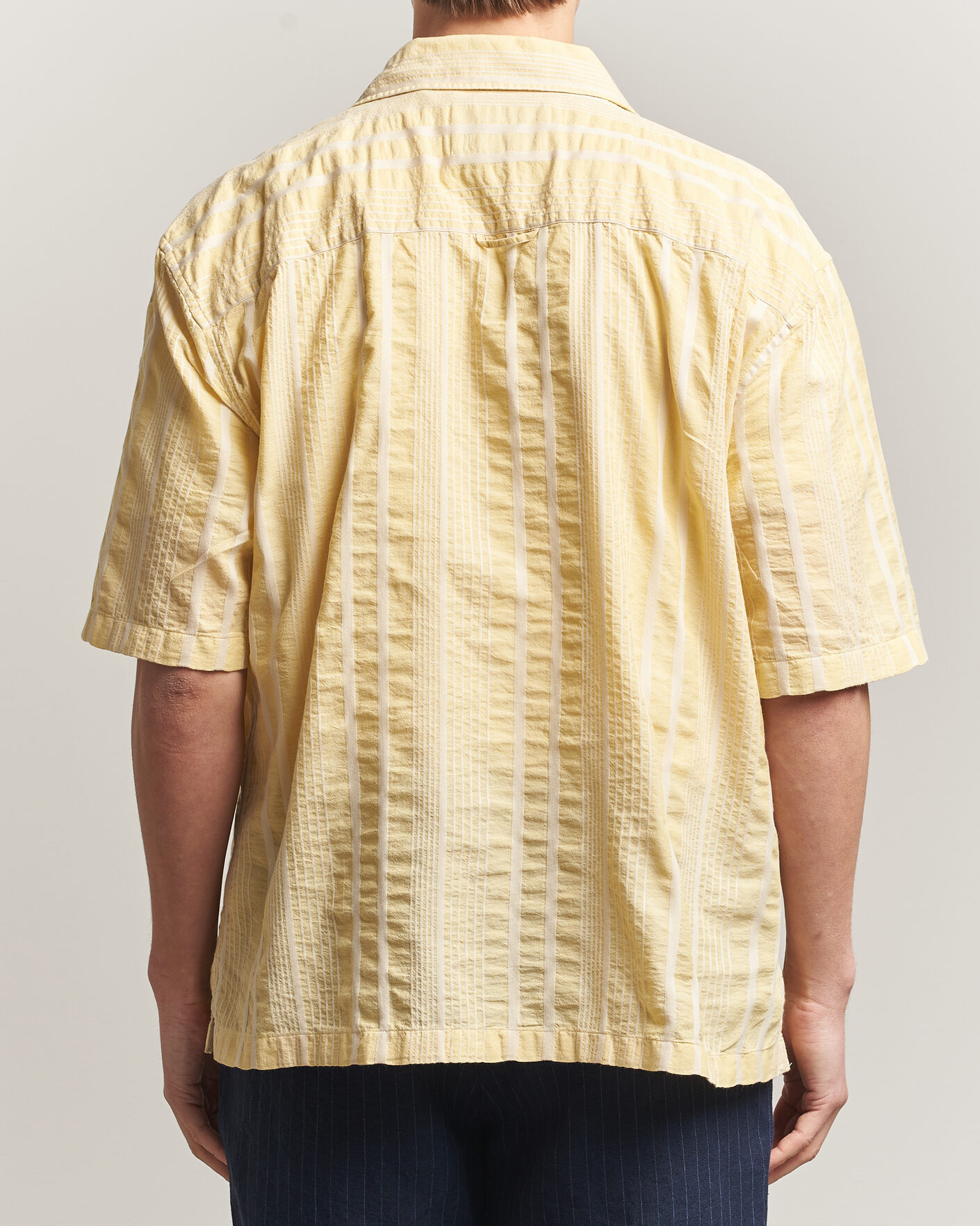 Herre | Skjorter | Gant | Relaxed Fit Seersucker Camp Collar Shirt Light Mustard Yellow