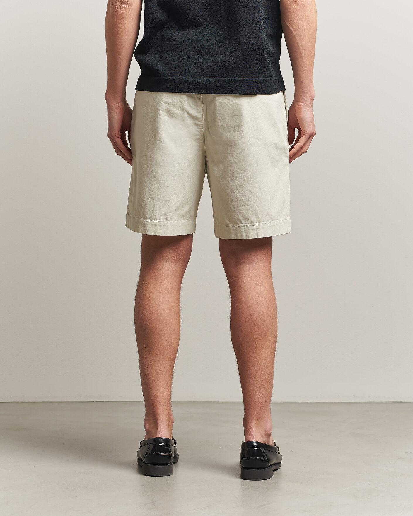 Herre | Shorts | GANT | Relaxed Light Canvas Pleated Shorts Sand