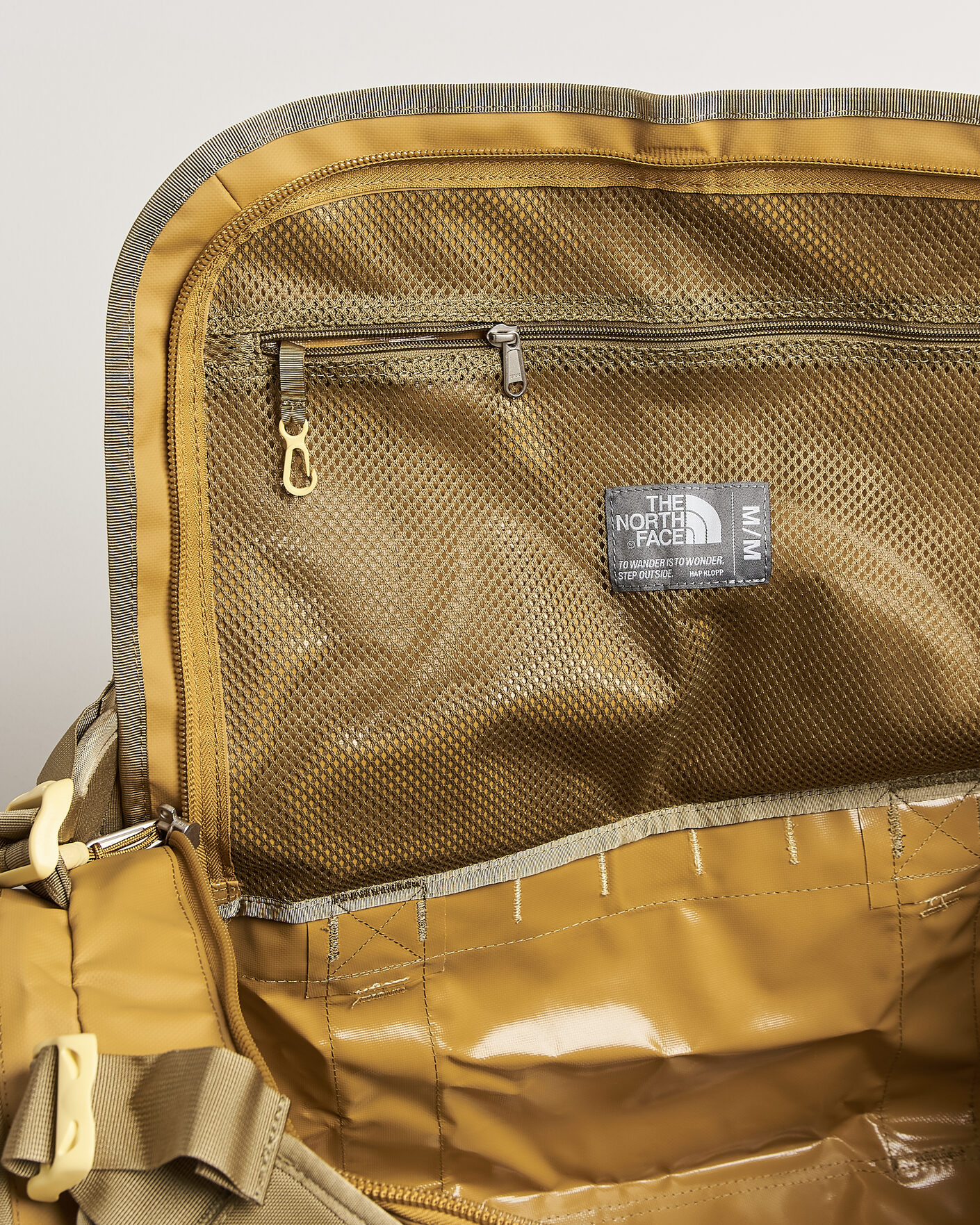 Herre | Vesker | The North Face | Base Camp Duffel M Golden Tan