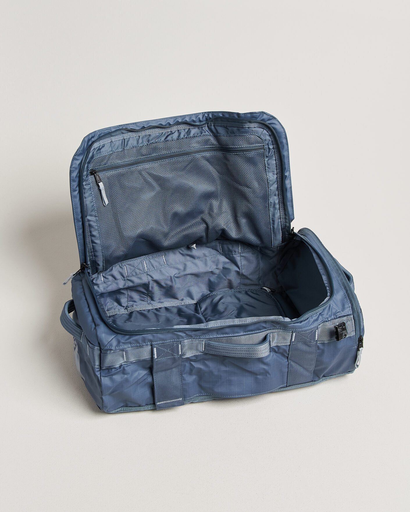 Herre | Vesker | The North Face | Base Camp Voyager Duffel 32 Granite Grey