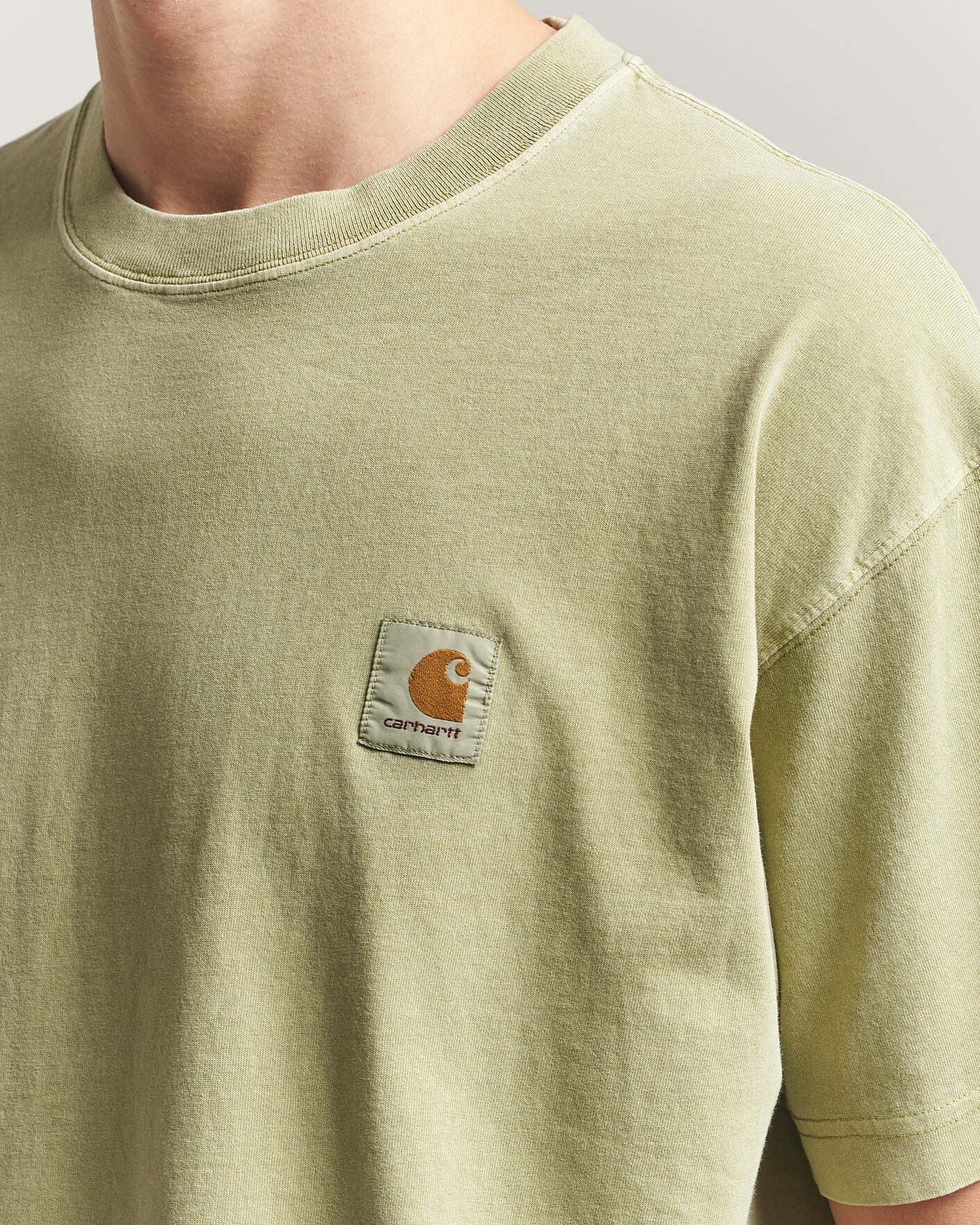 Herre | T-Shirts | Carhartt WIP | Nelson Cotton T-Shirt Gentle Green