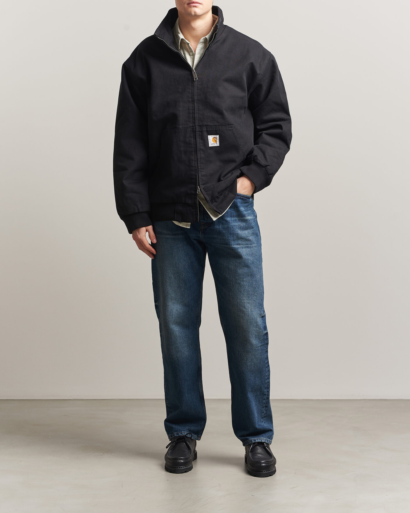 Carhartt WIP Ravon Jacket Black hos CareOfCarl.no
