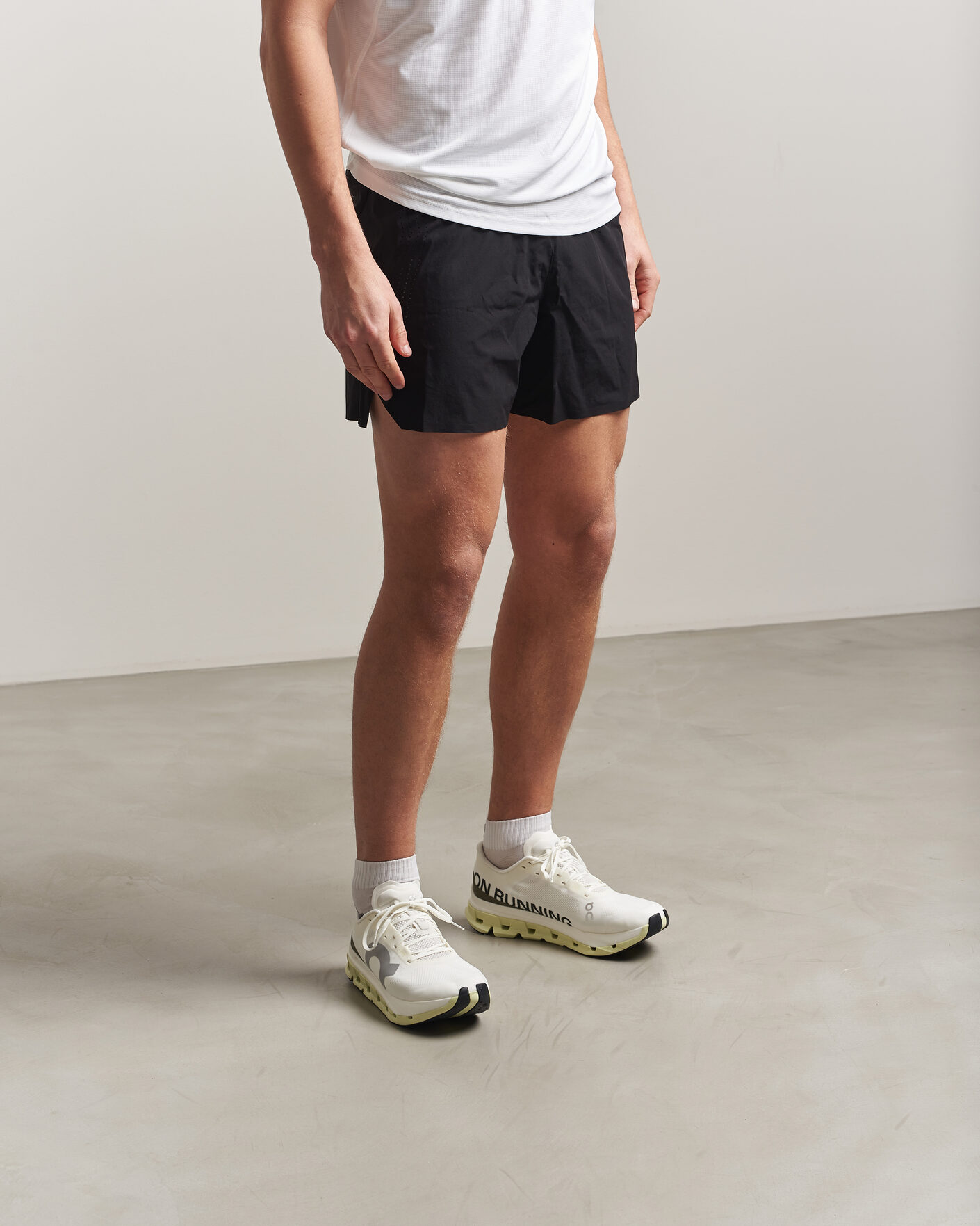 Herre | Løpesko | On | Cloudflow 5 Ivory/Linen