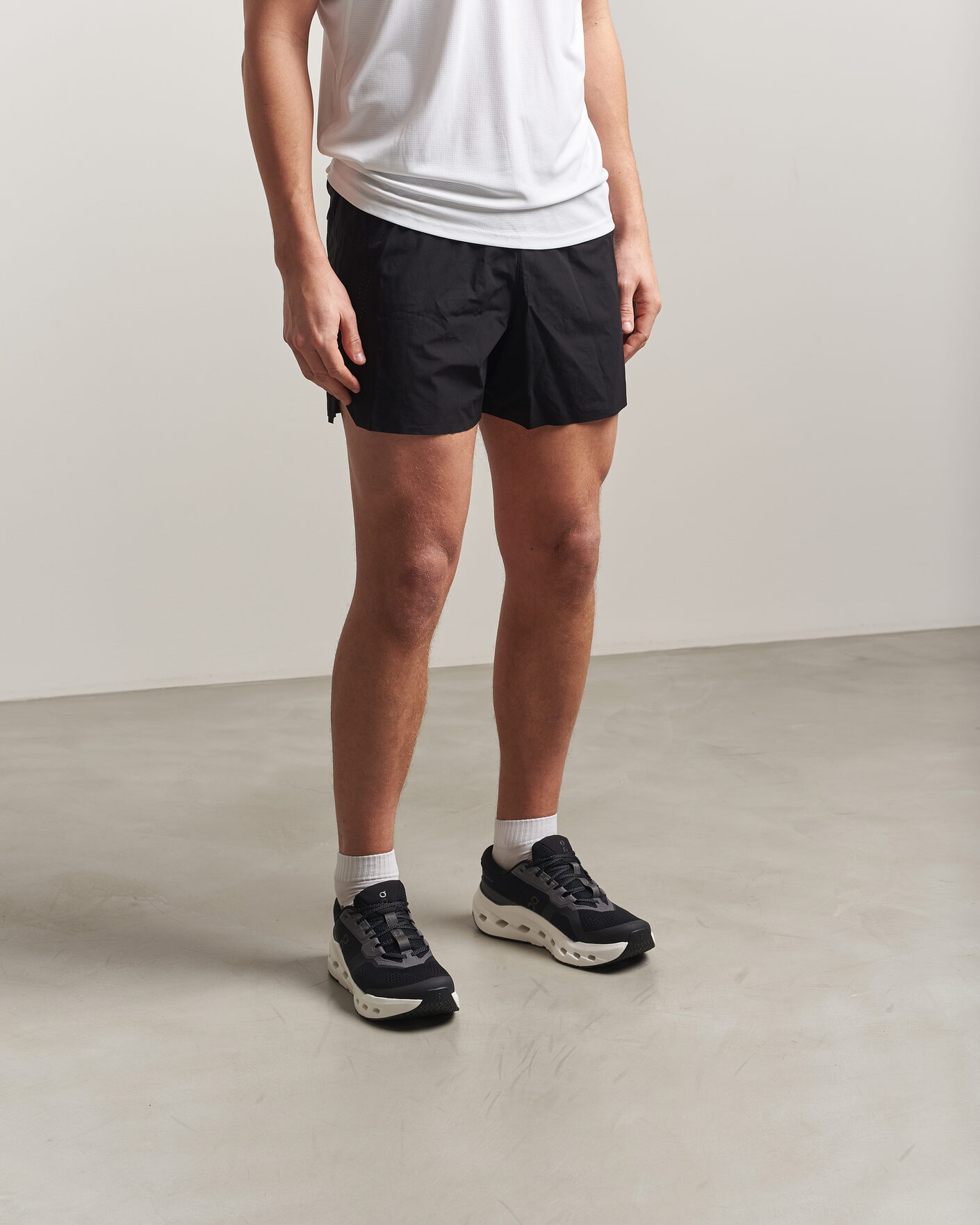Herre | Løpesko | On | Cloudrunner 3 Black/Ivory