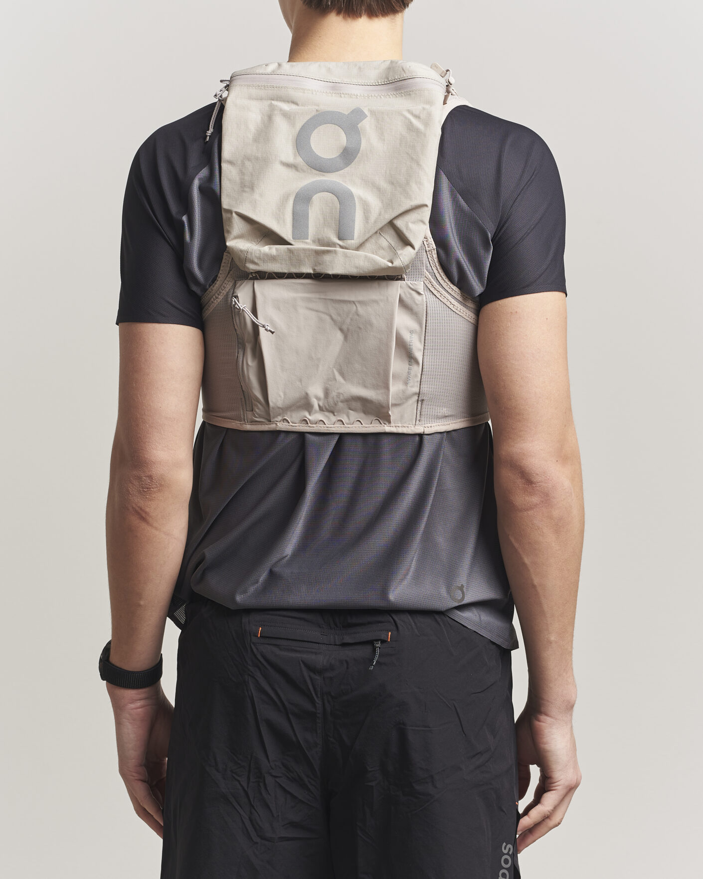 Herre | Active Assesoarer | On | Ultra Vest Pro 10L Fog
