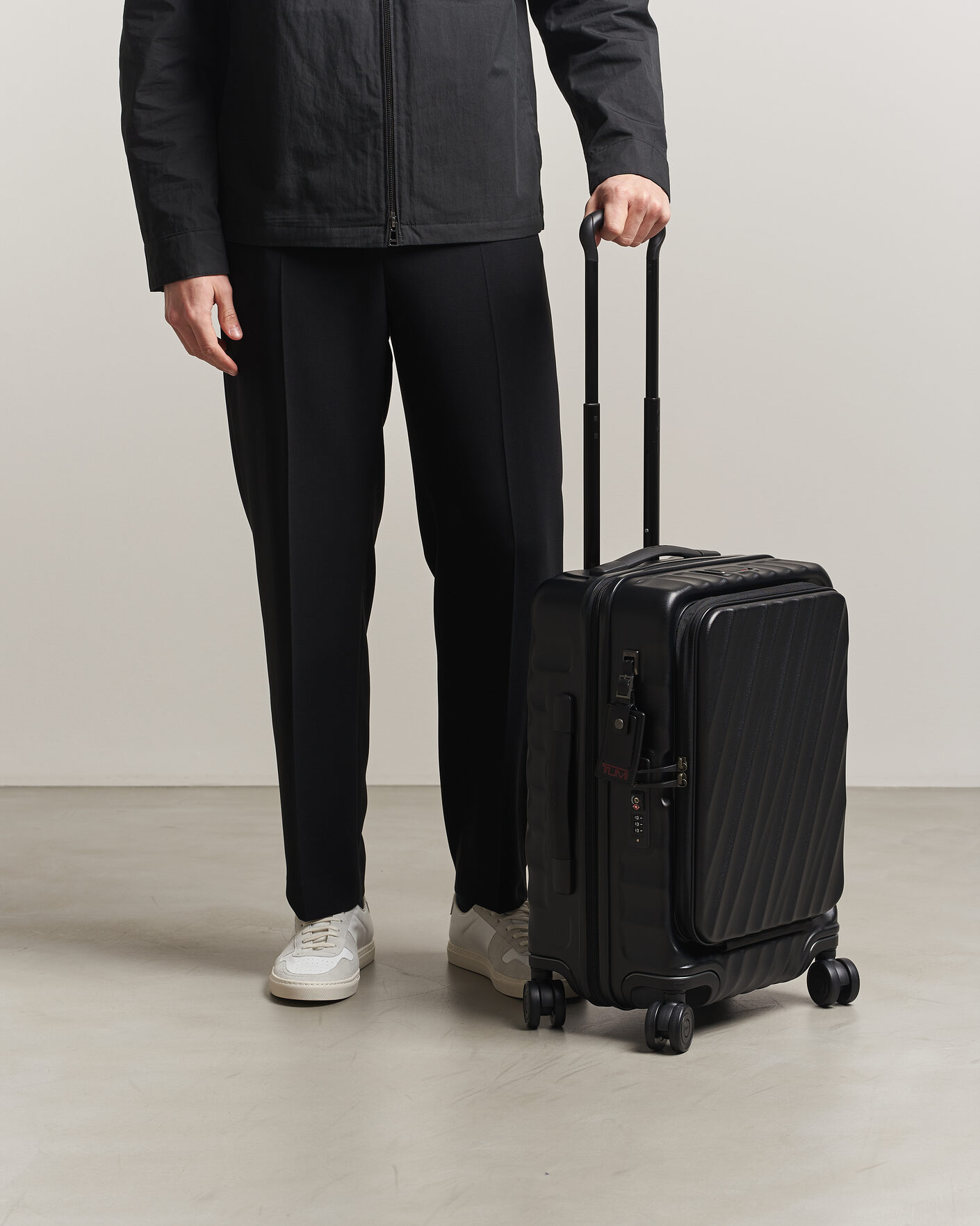 Herre | Vesker | TUMI | 19 Degree Carry-on Front Access Trolley Black