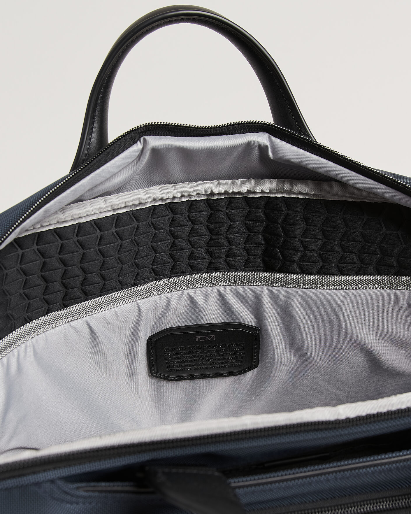 Herre | TUMI Alpha 4 Medium Briefcase Navy | TUMI | Alpha 4 Medium Briefcase Navy