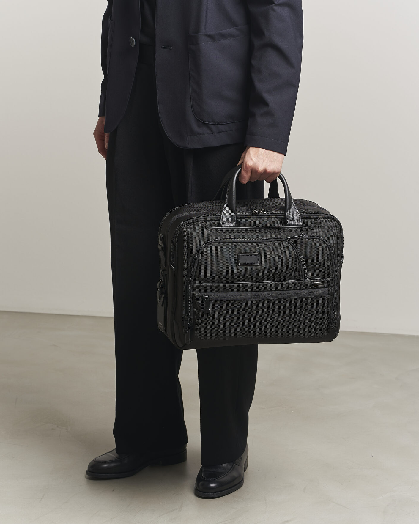 Herre | Vesker | TUMI | Alpha 4 Expandable Medium Briefcase Black