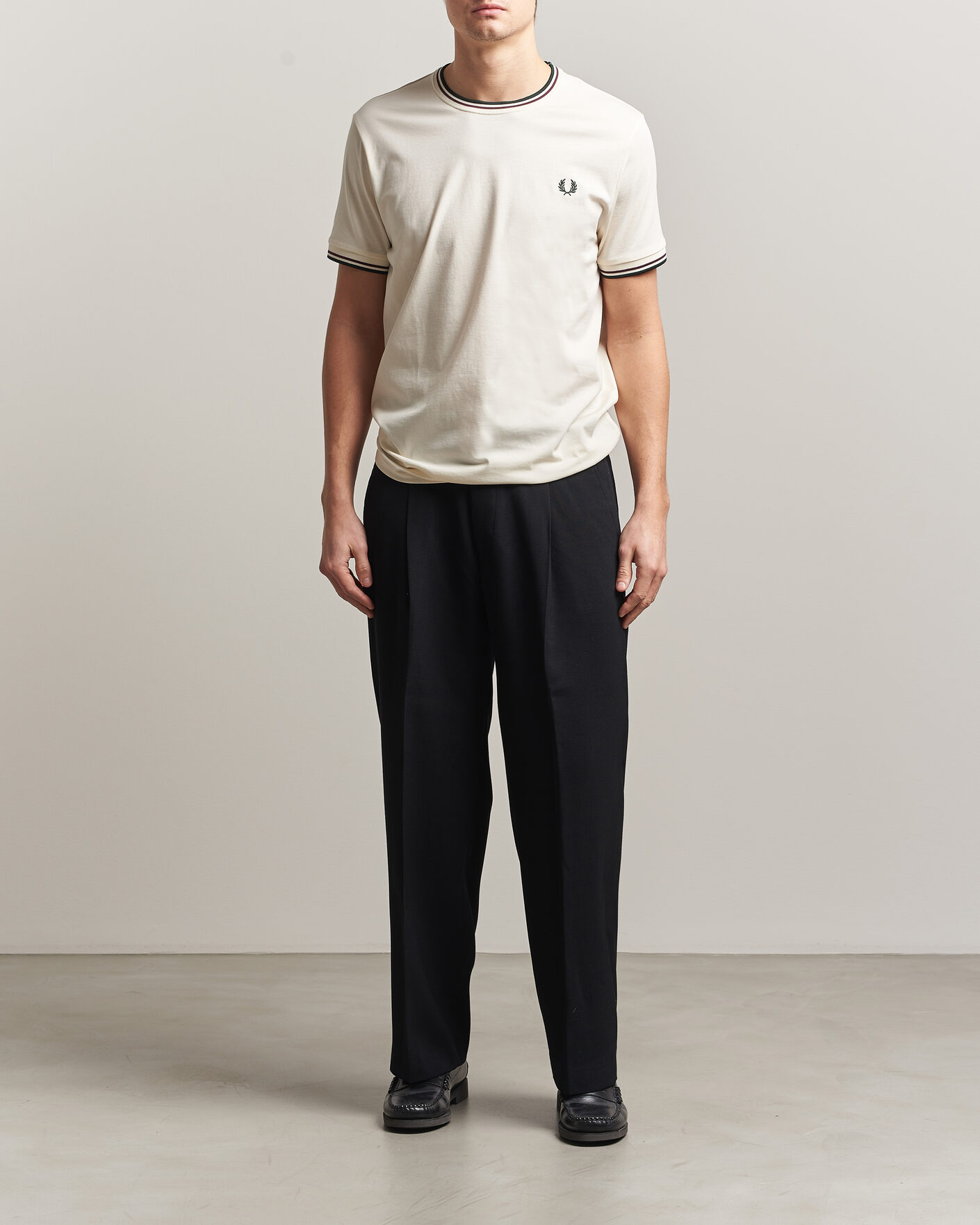 Herre | T-Shirts | Fred Perry | Twin Tipped T-Shirt Ecru