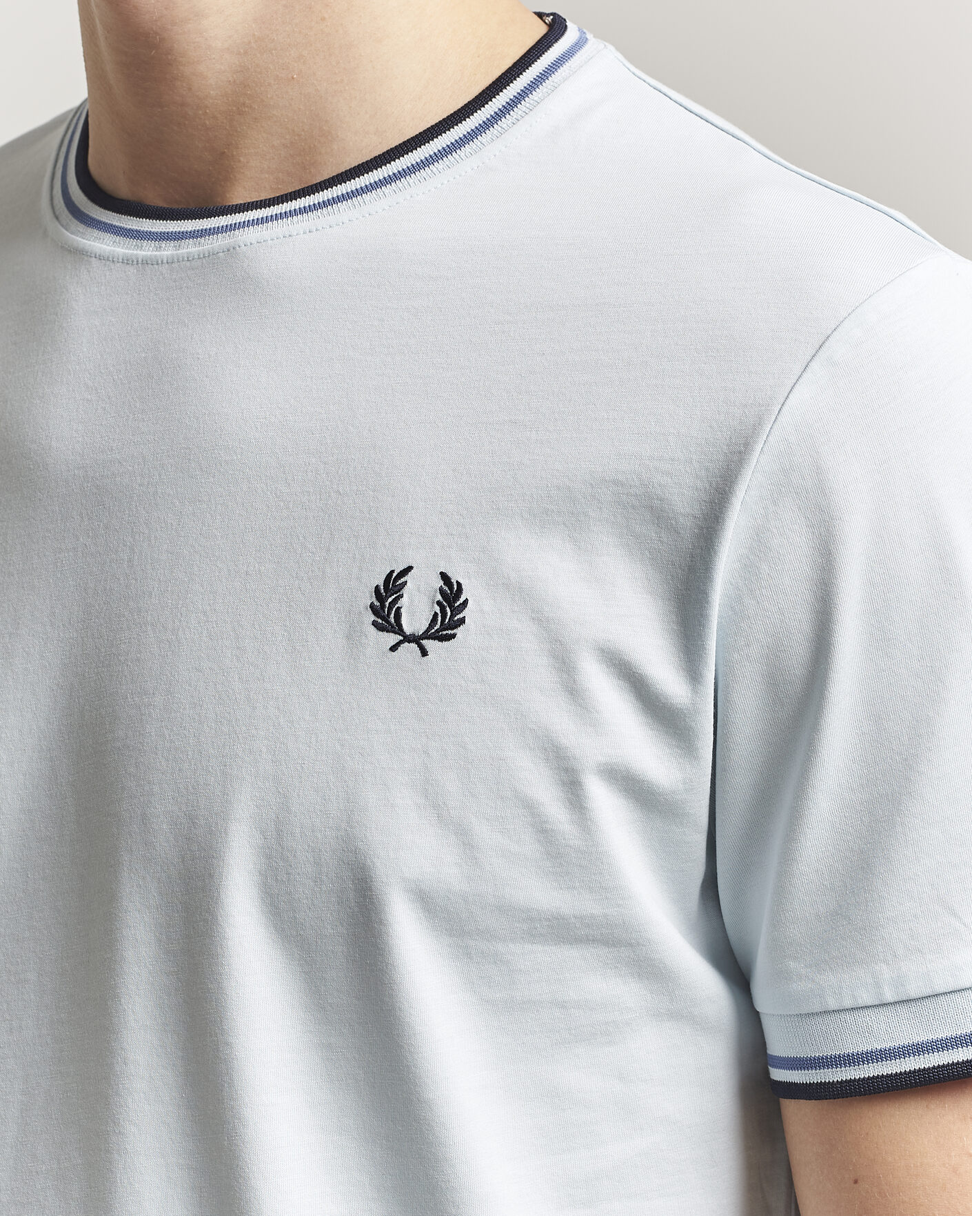 Herre | T-Shirts | Fred Perry | Twin Tipped T-Shirt Light Ice