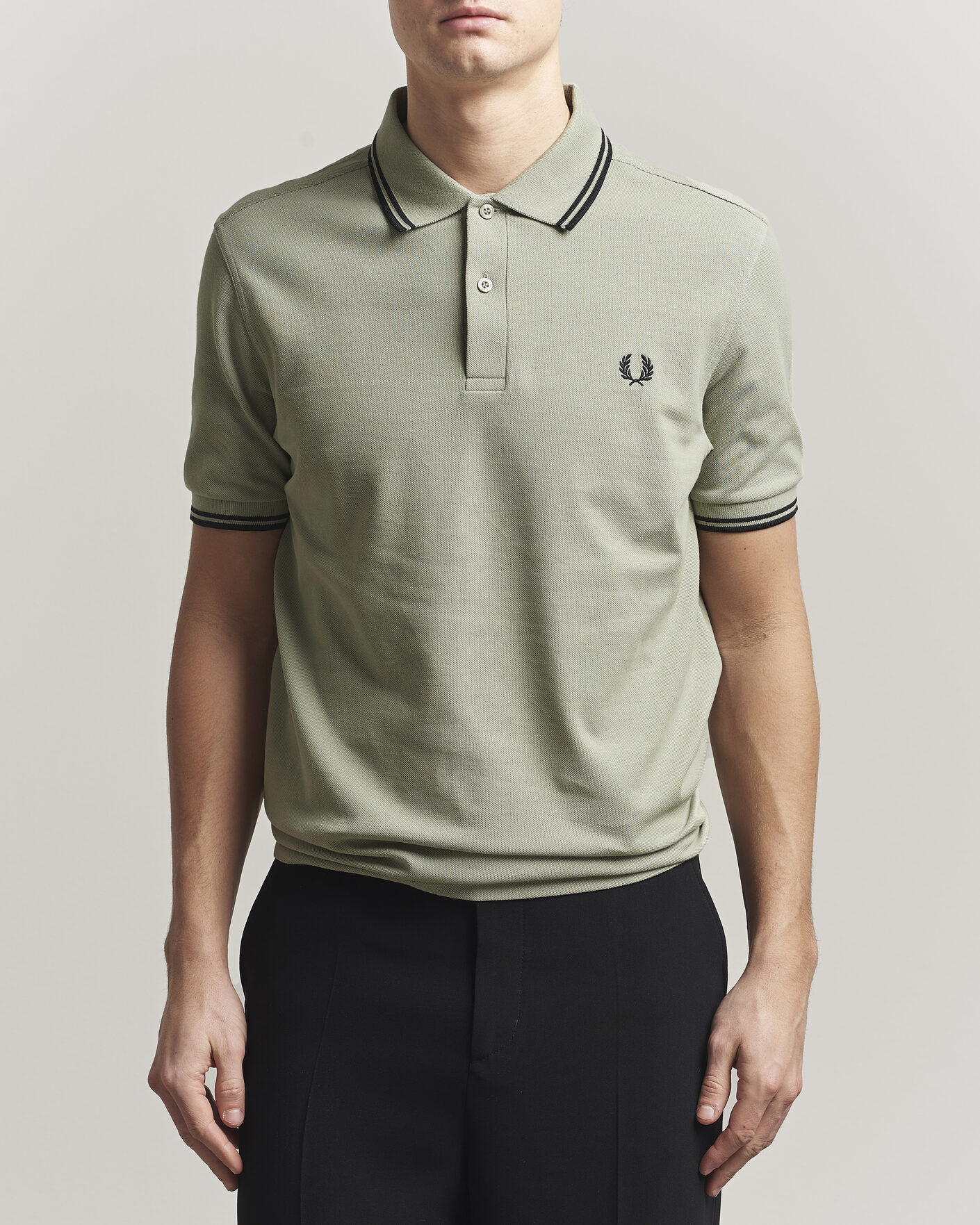 Herre | Pikéer | Fred Perry | Twin Tipped Polo Shirt Seagrass Green