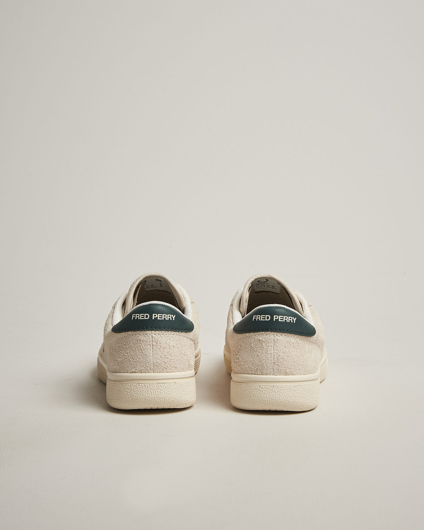 Herre | Sneakers | Fred Perry | Tennis Suede Sneaker Ecru