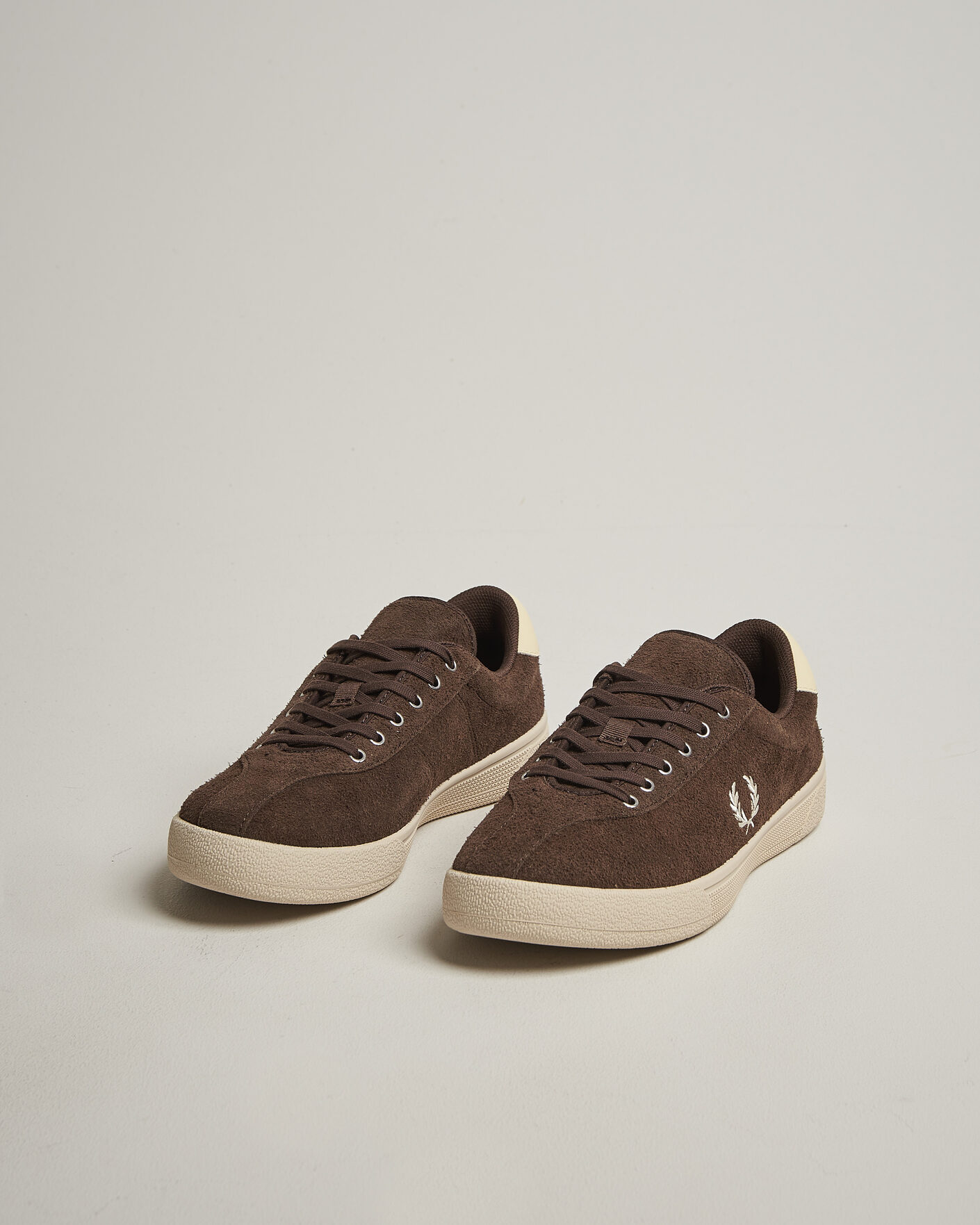 Herre | Sneakers | Fred Perry | Tennis Suede Sneaker Burnt Tobacco